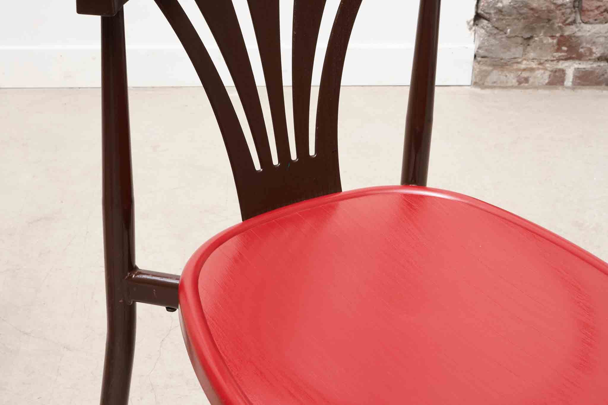 Chaise bistrot plastique