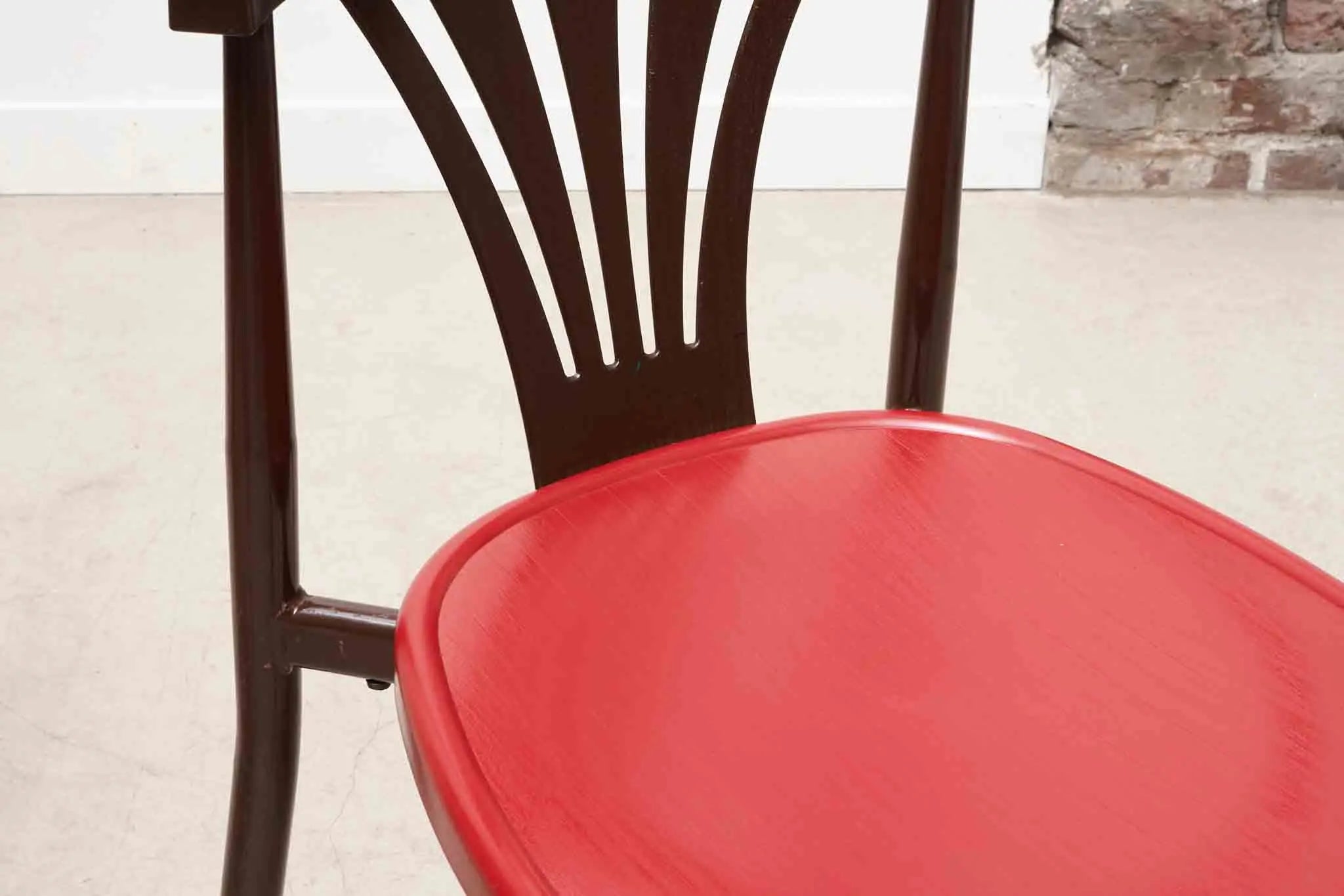 Chaise bistrot plastique Cartel de Belleville