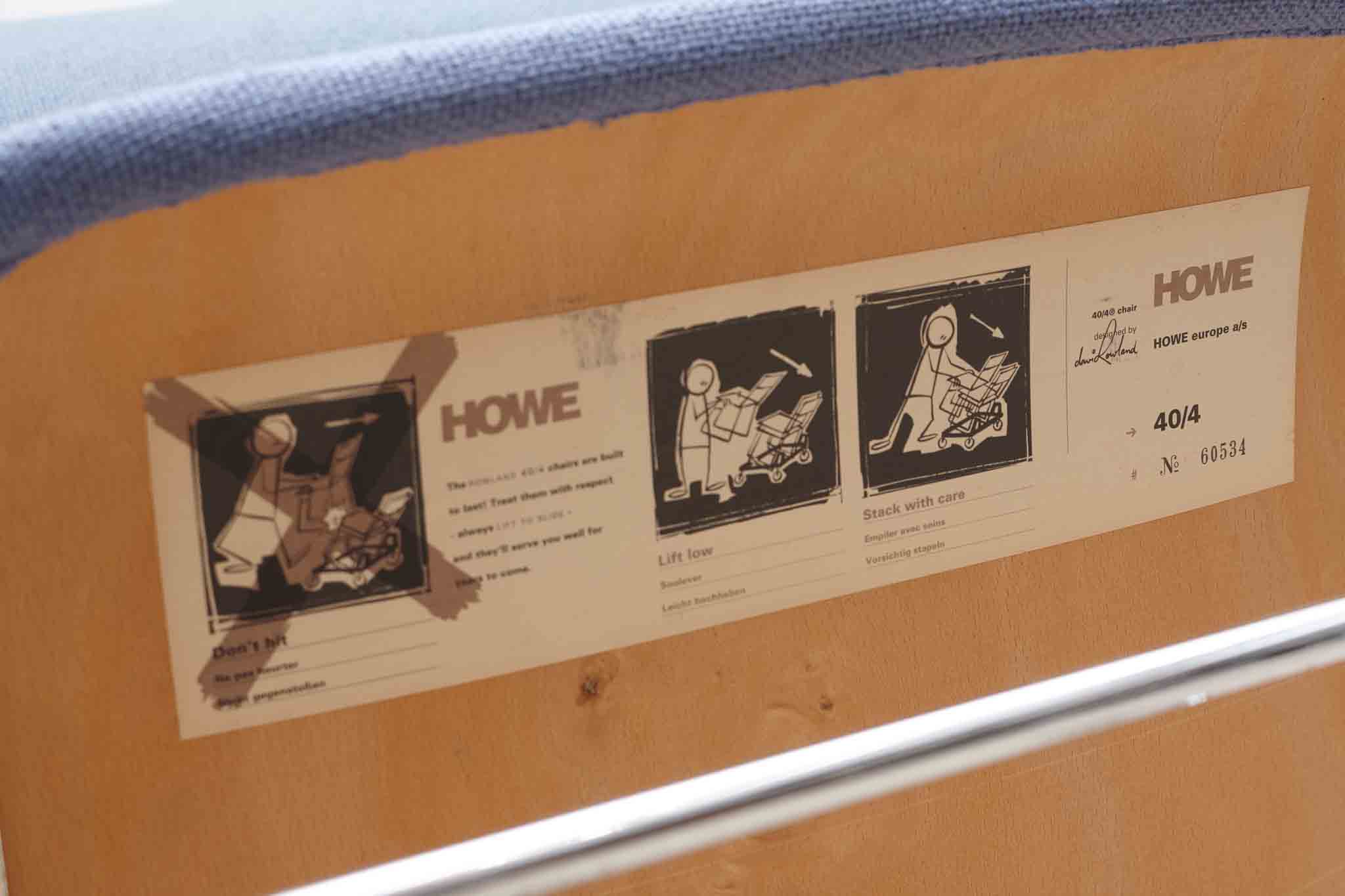 Chaise Howe 4/40 bleue par David Rowland