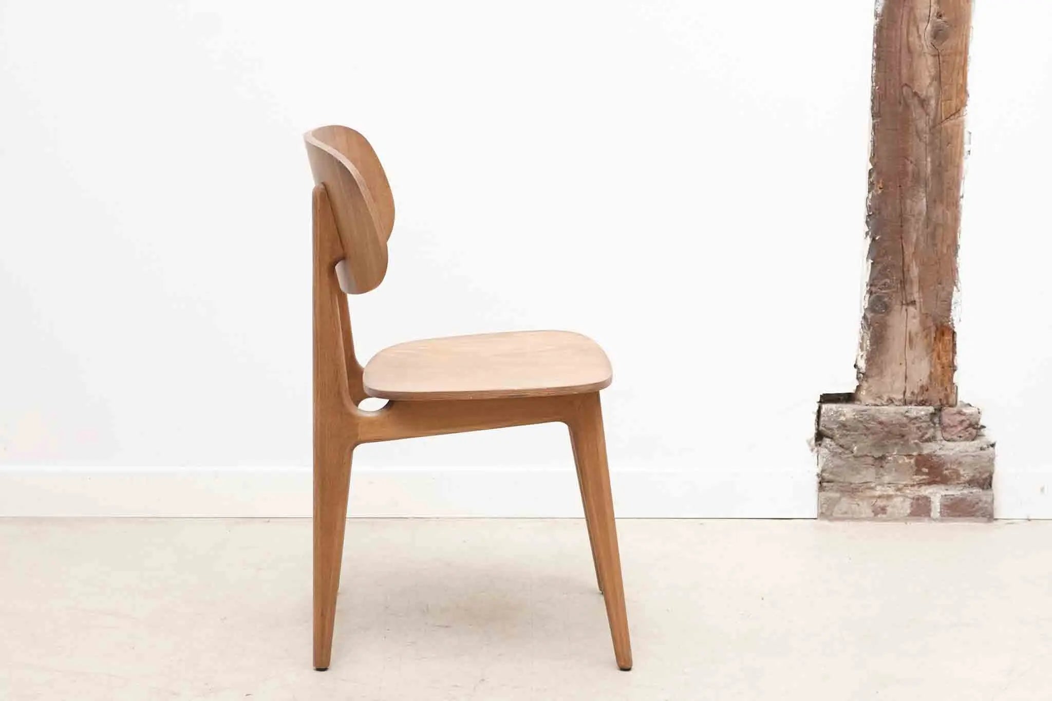 Chaise en bois style Japonais Cartel de Belleville