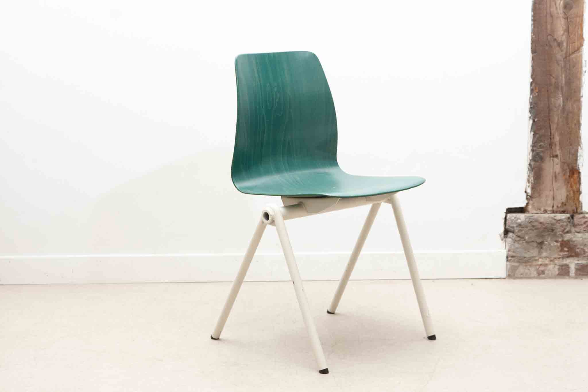 Chaise Galvanitas S30 personnalisable Cartel de Belleville