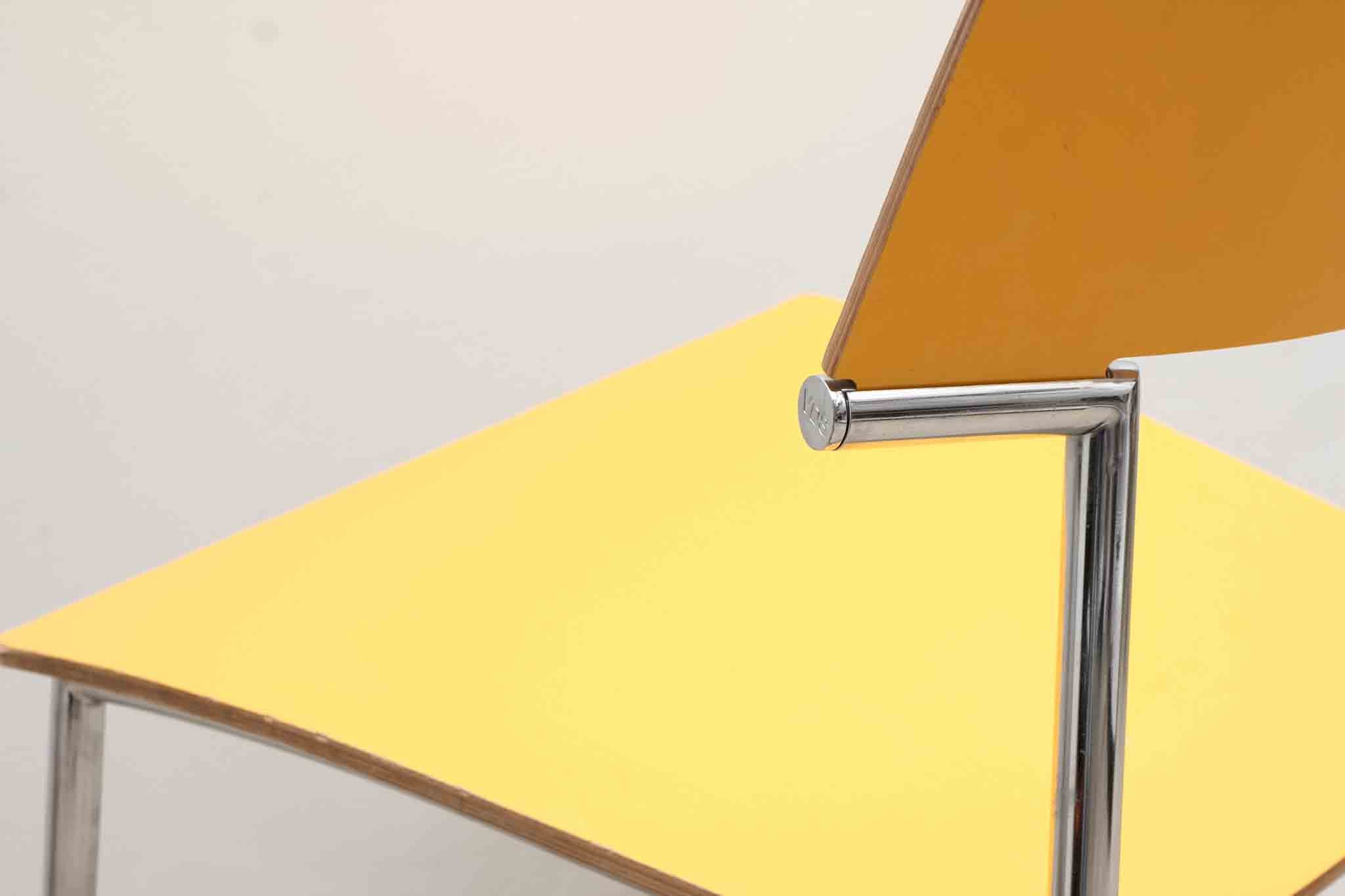 Chaise Gijs Van der Sluis colorée Cartel de Belleville