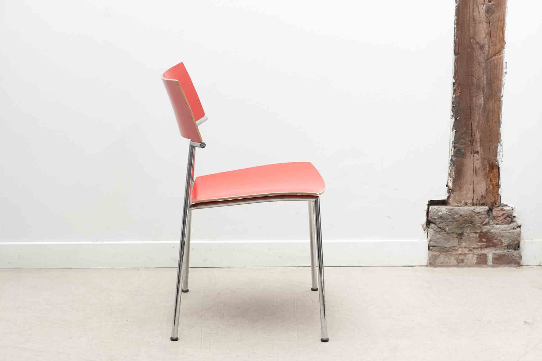 Chaise Gijs Van der Sluis colorée Cartel de Belleville