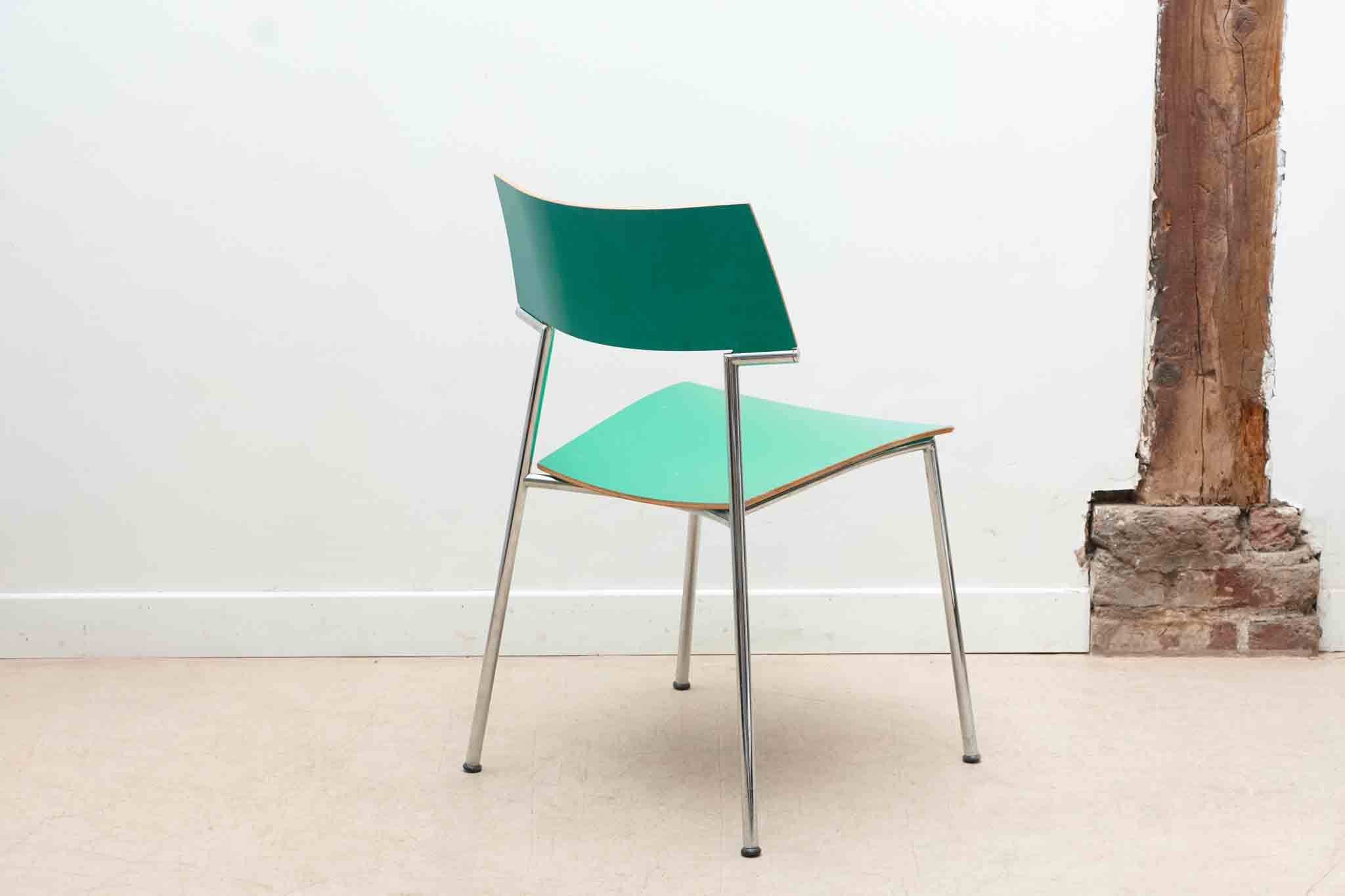 Chaise Gijs Van der Sluis colorée Cartel de Belleville