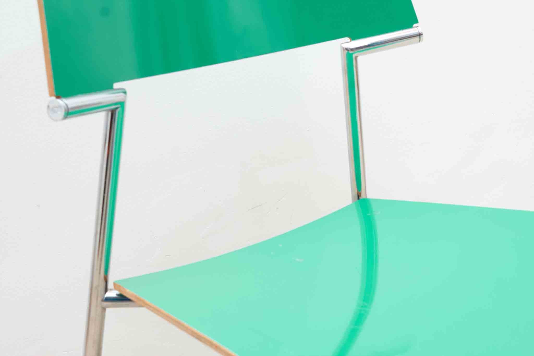 Chaise Gijs Van der Sluis colorée Cartel de Belleville