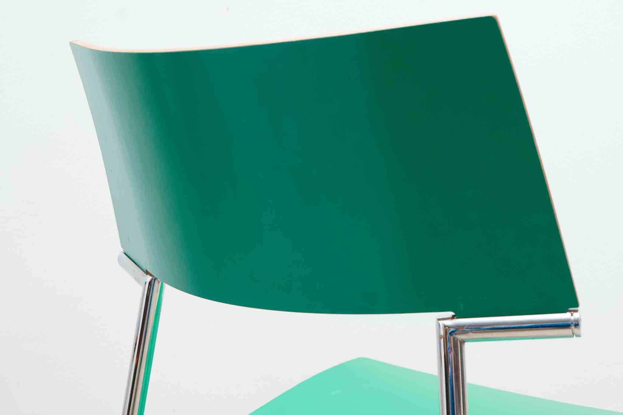 Chaise Gijs Van der Sluis colorée Cartel de Belleville