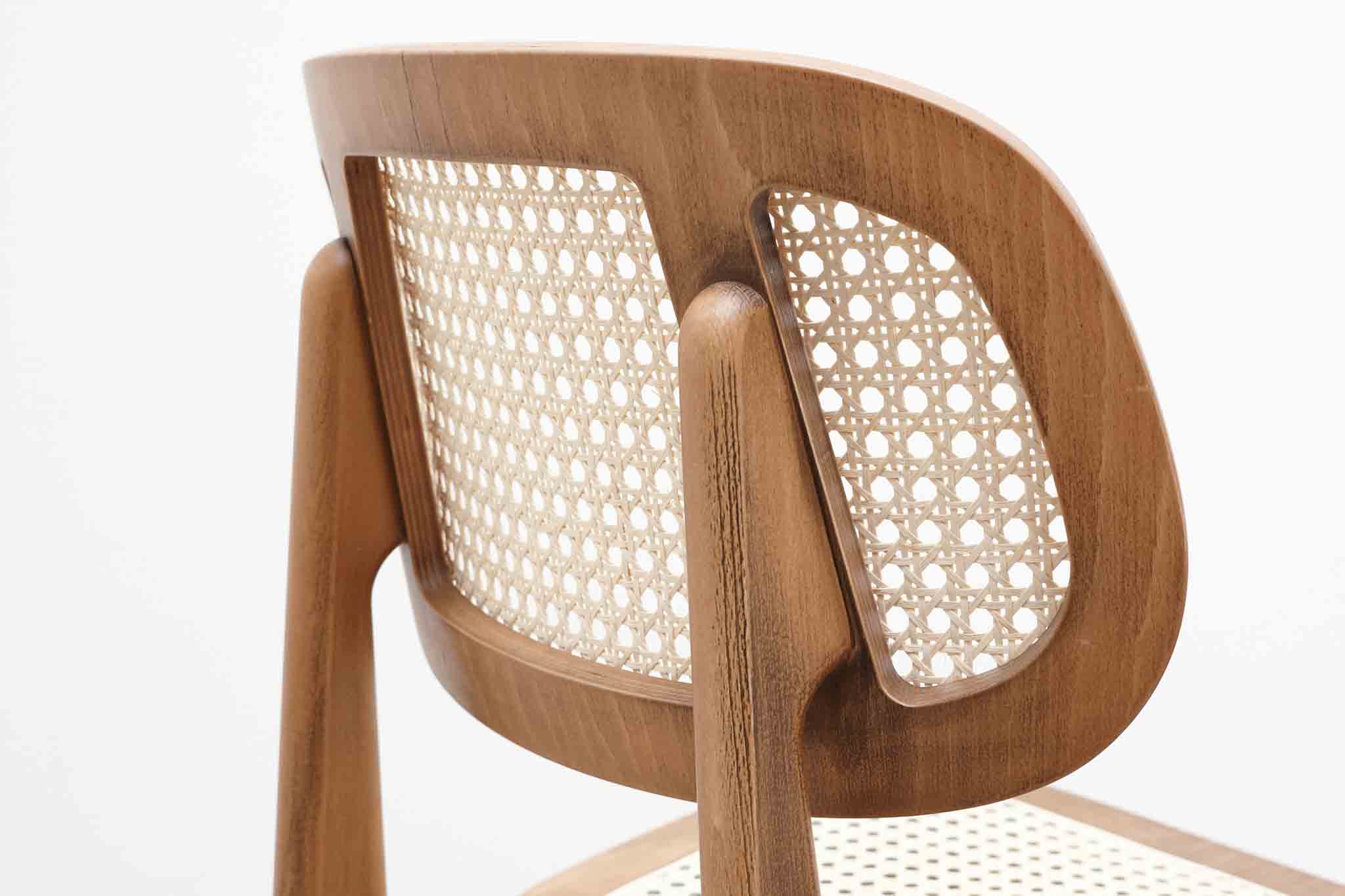 Chaise en bois et rotin style Japonais Cartel de Belleville