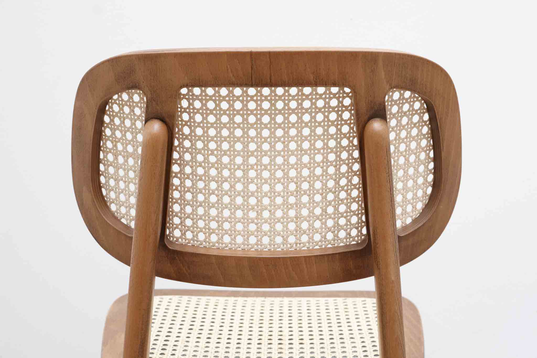 Chaise en bois et rotin style Japonais Cartel de Belleville