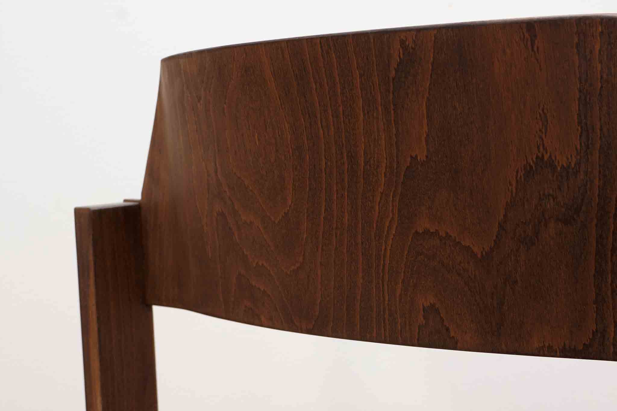 Chaise style scandinave ébène tapissée Cartel de Belleville