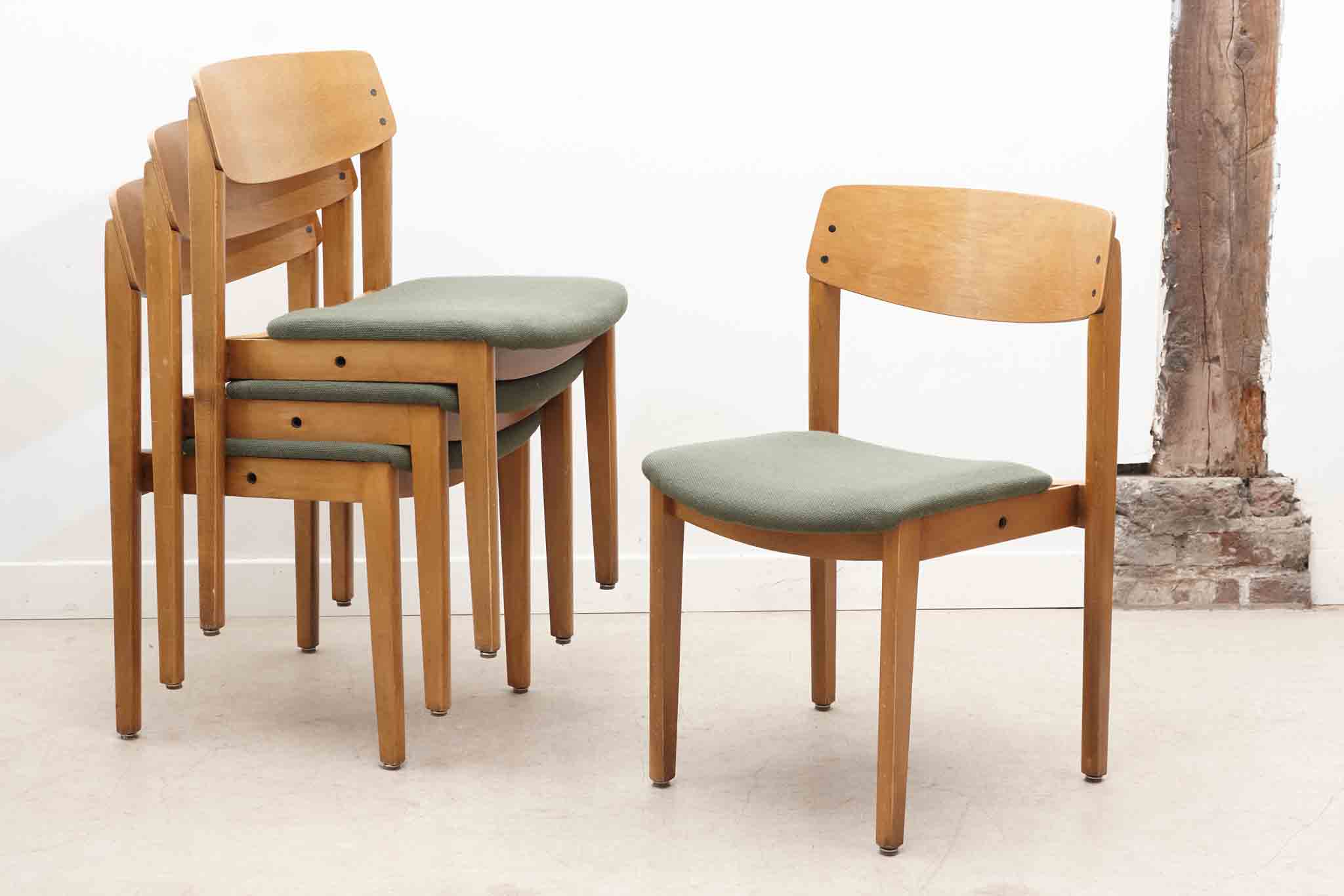 Chaise bistrot style scandinave chêne et vert Cartel de Belleville
