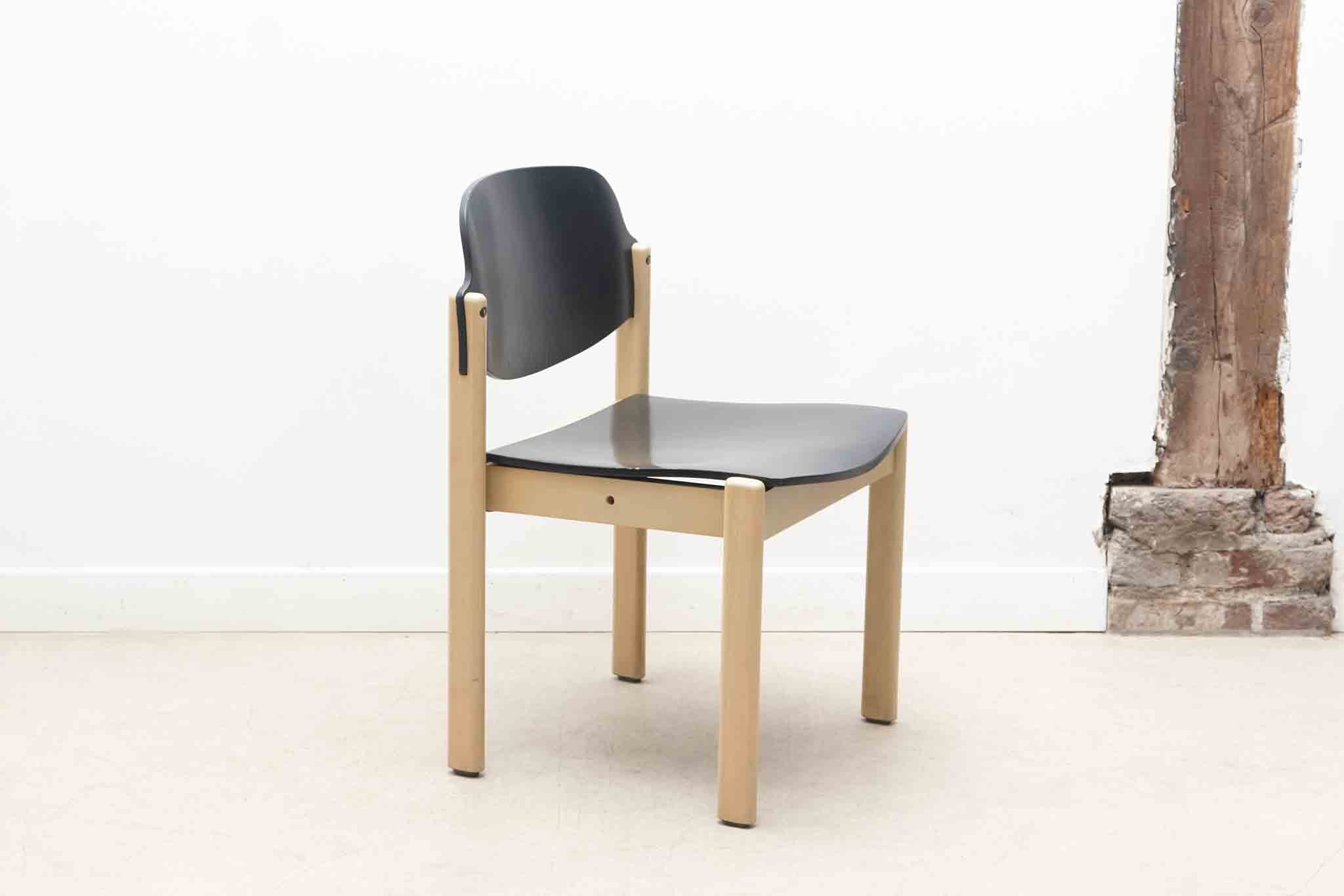 Chaise bois courbé années 70 Allemagne, noir et hêtre Cartel de Belleville
