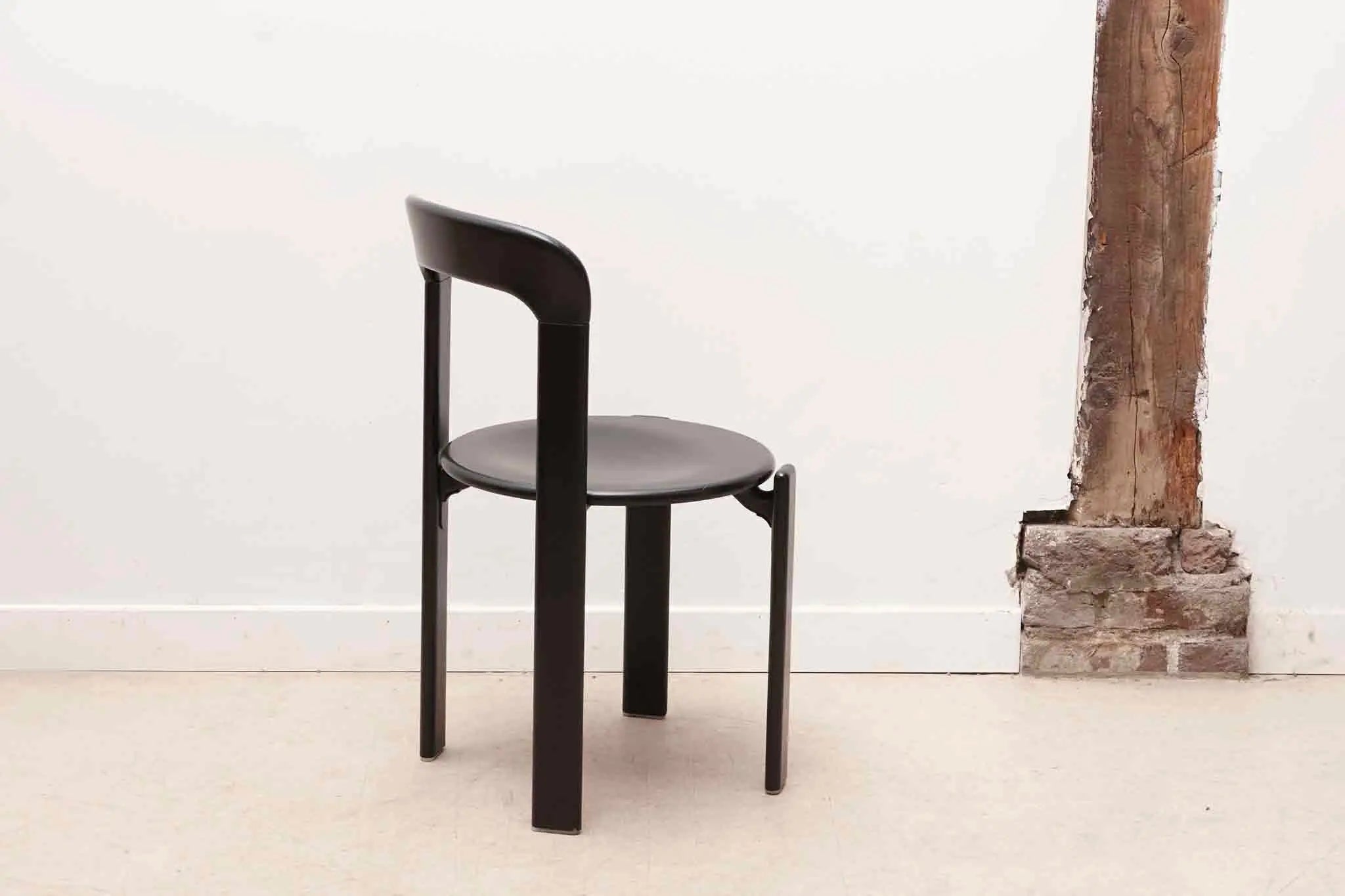 Chaise Kusch+co Bruno Rey noire Cartel de Belleville