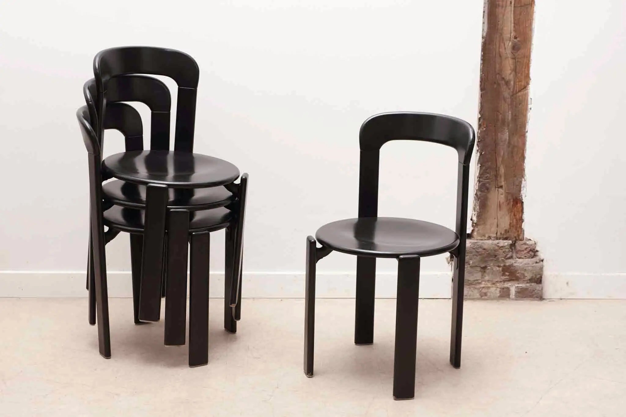Chaise Kusch+co Bruno Rey noire Cartel de Belleville