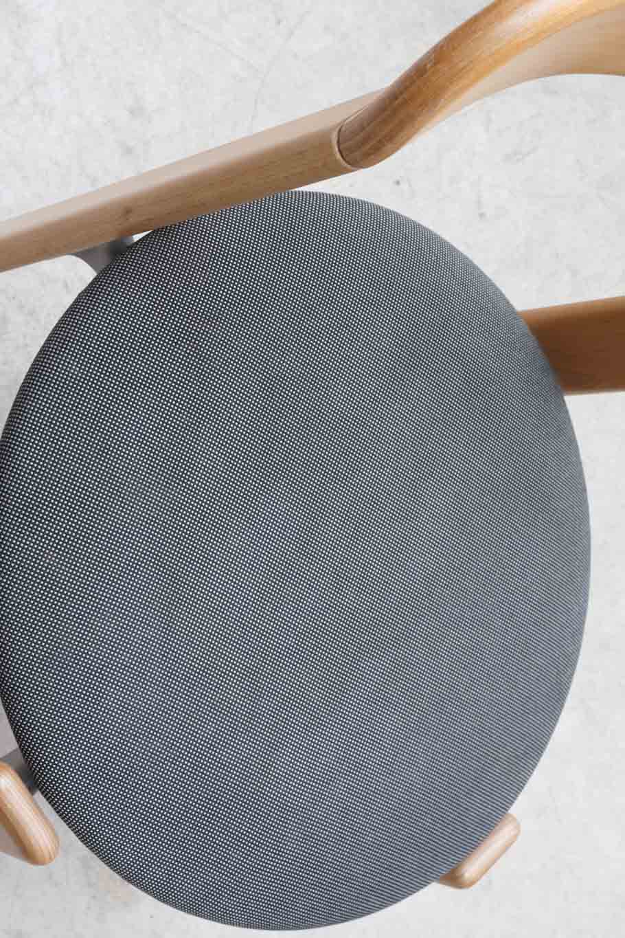Chaise Bruno Rey par Kusch+co hêtre tapissée Cartel de Belleville