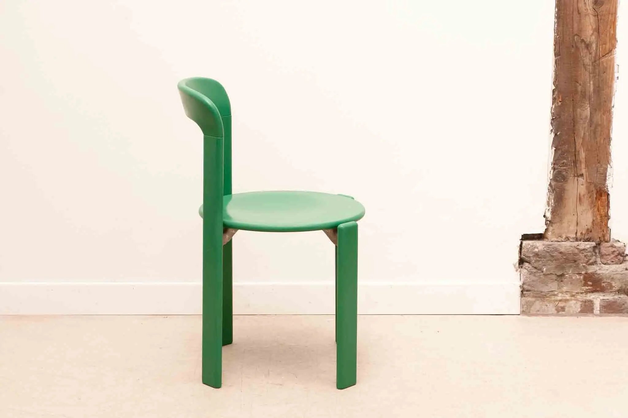 Chaise Kusch+co Bruno Rey colorée Cartel de Belleville