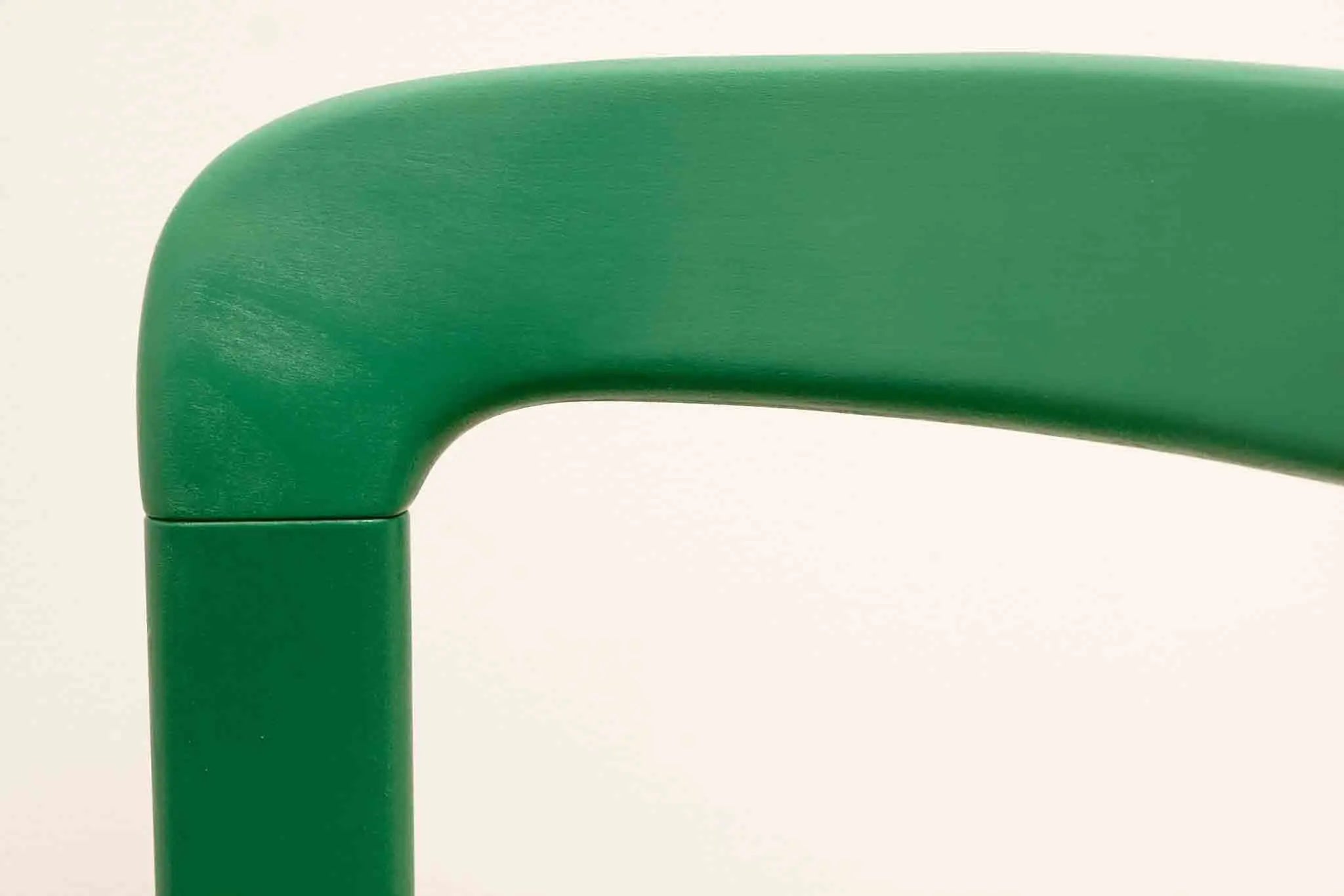 Chaise Kusch+co Bruno Rey colorée Cartel de Belleville