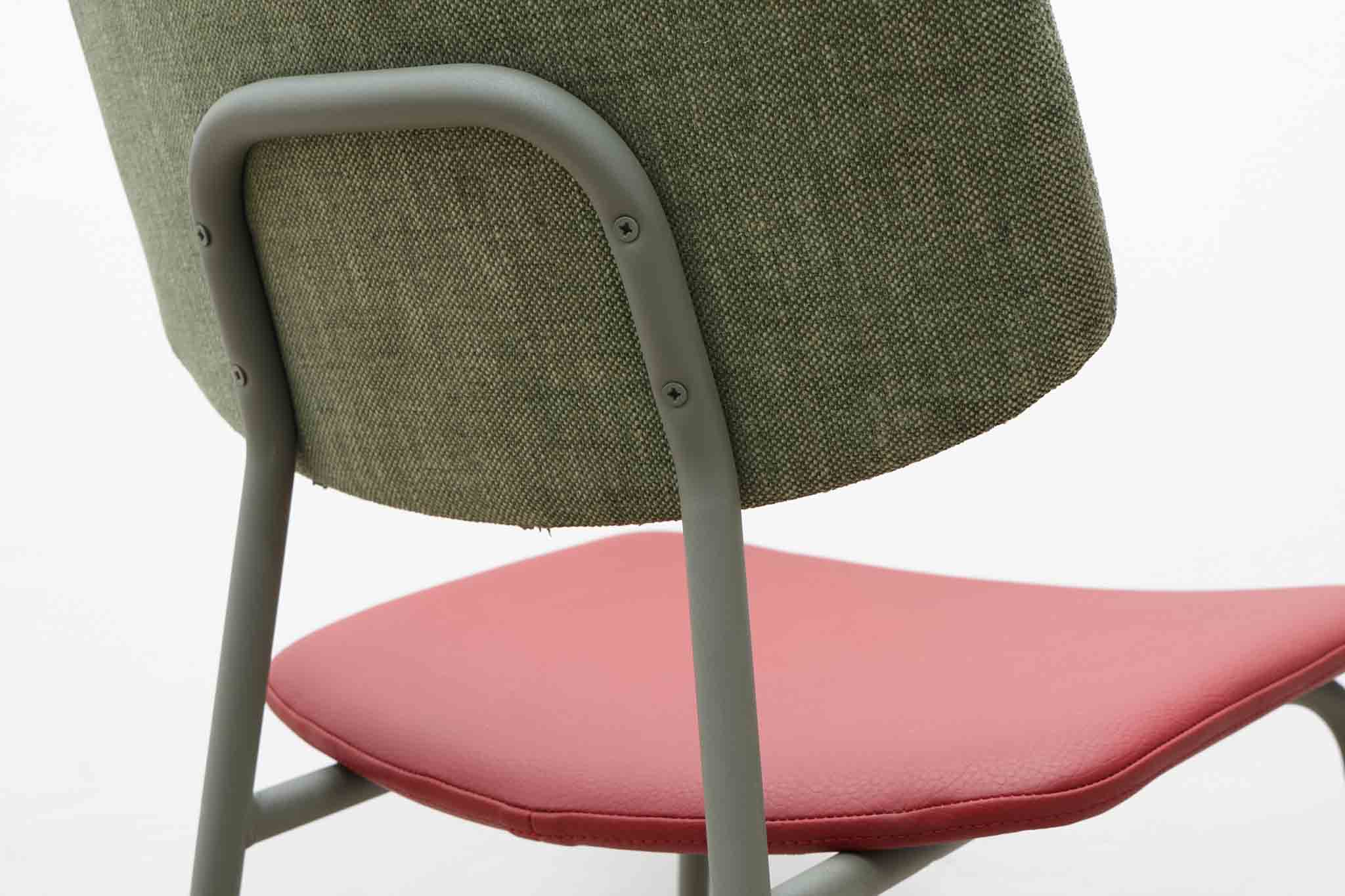 Chaise Lago verte et rouge