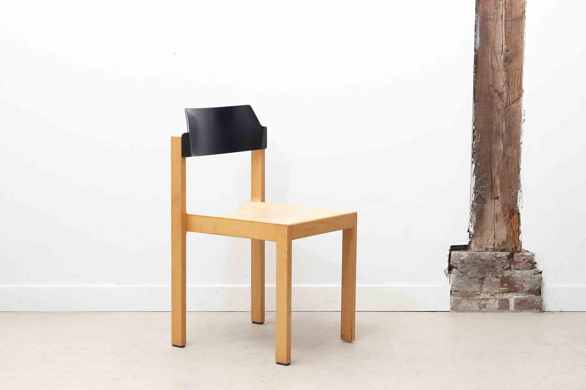 Chaise scandinave par Rainer Schell noir / hêtre