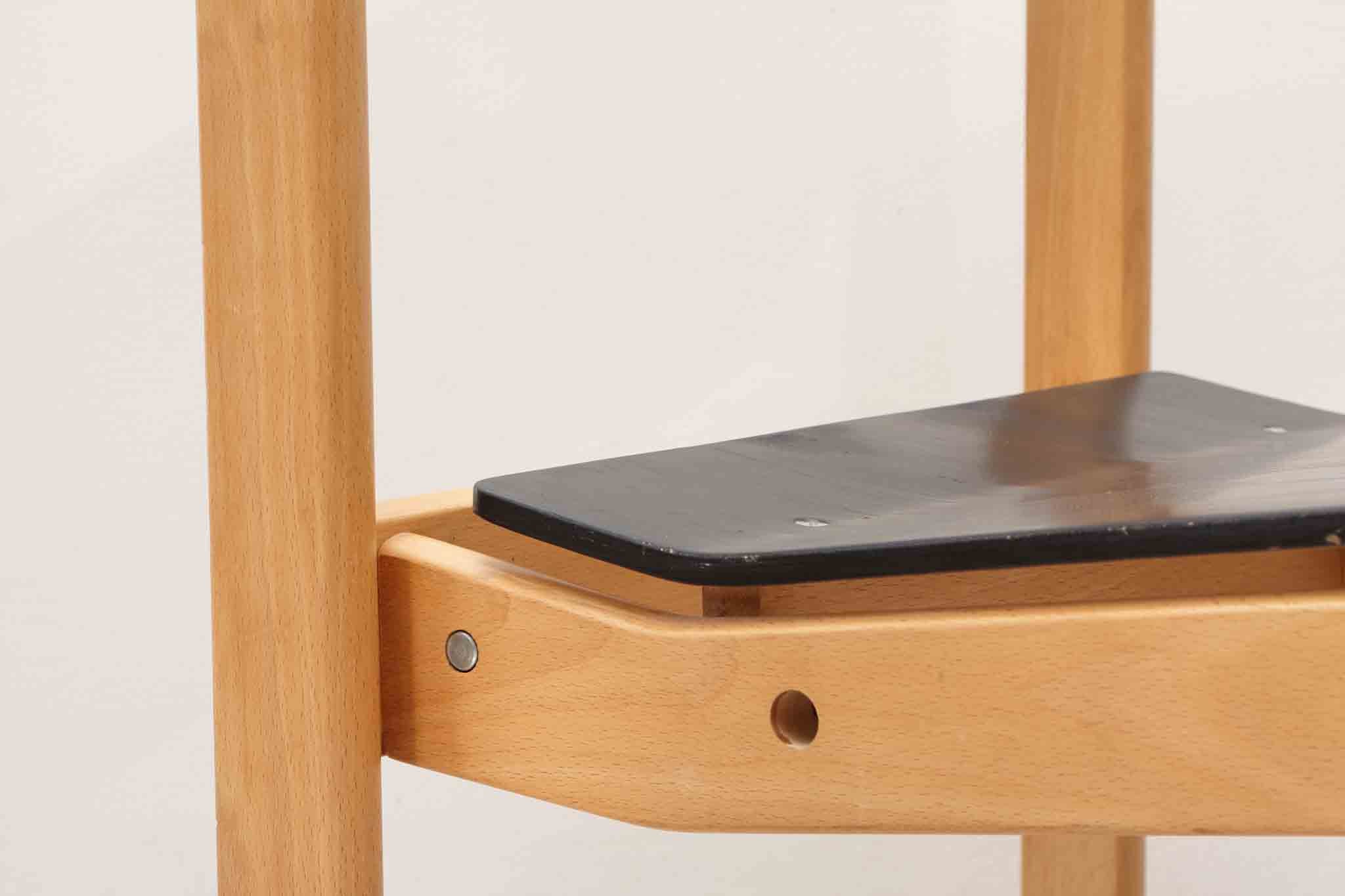 Chaise scandinave noir / hêtre