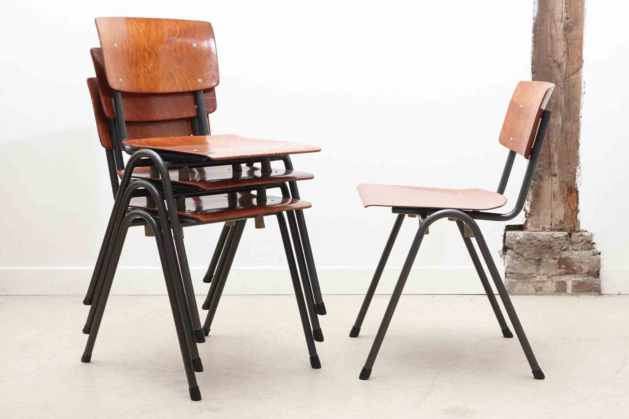 Chaise eromes F4 et chêne gris Cartel de Belleville