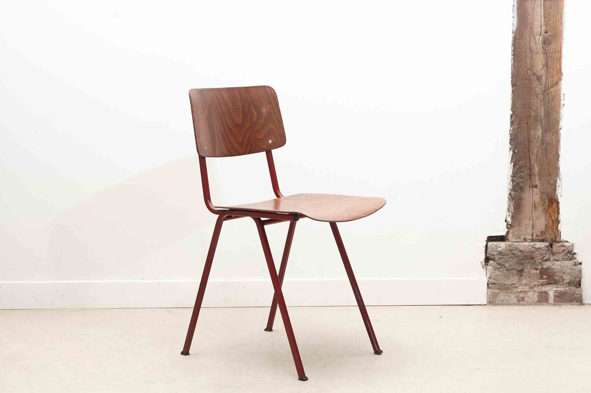 Chaise Eromes F6 chêne et rouge