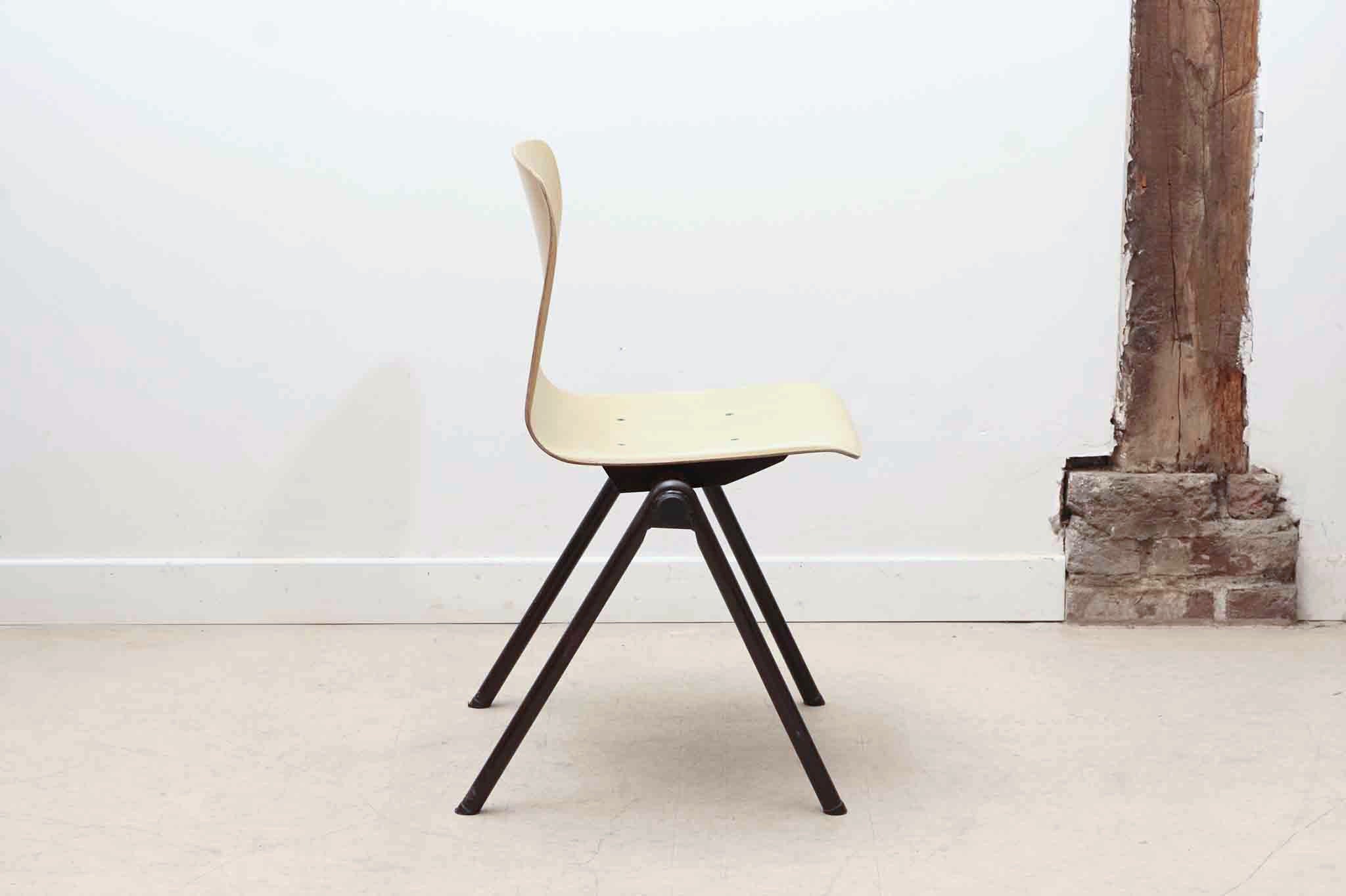 Chaise Galvanitas S30 naturel / marron