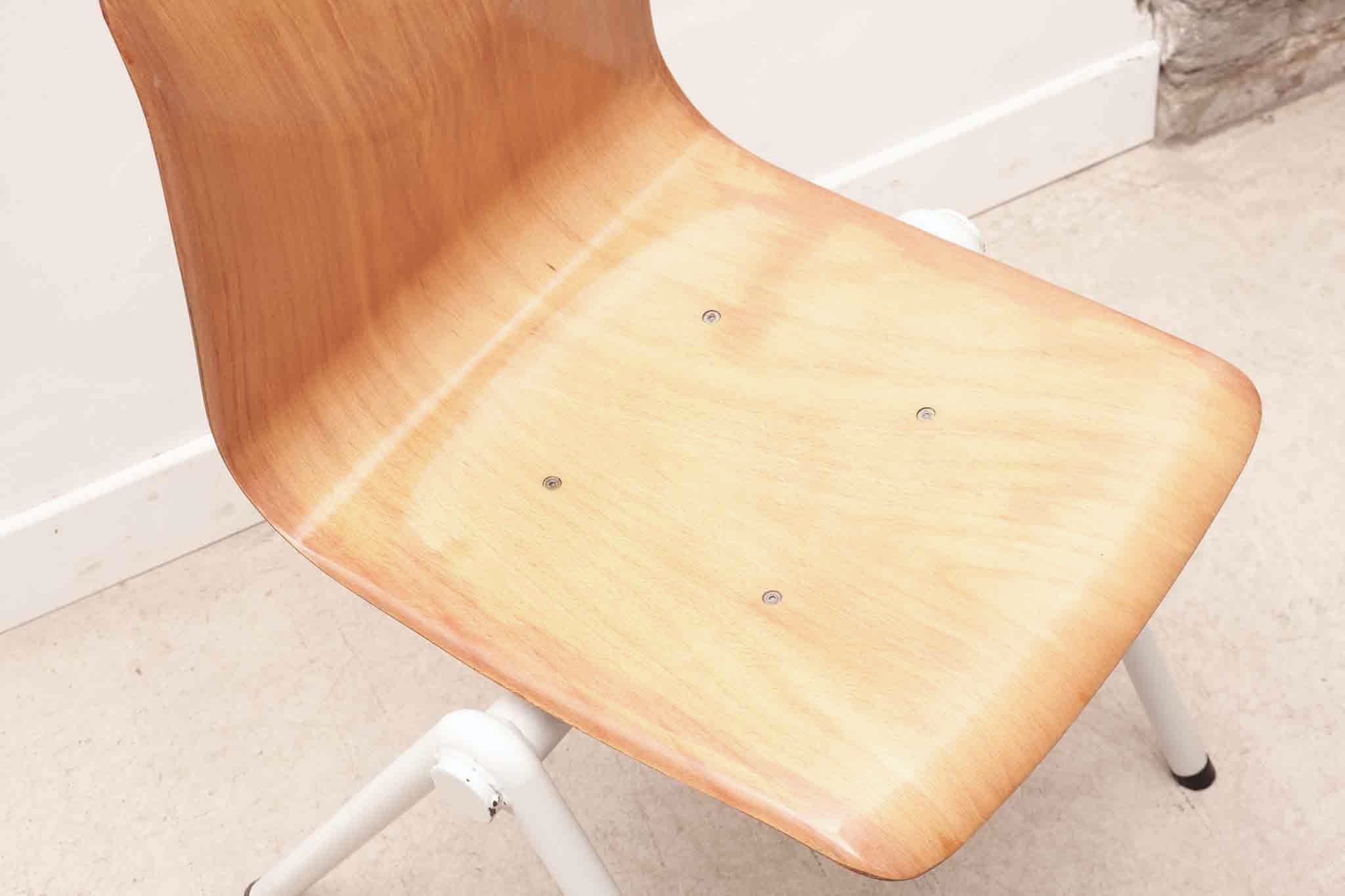 Chaise Galvanitas S30 hêtre / blanc