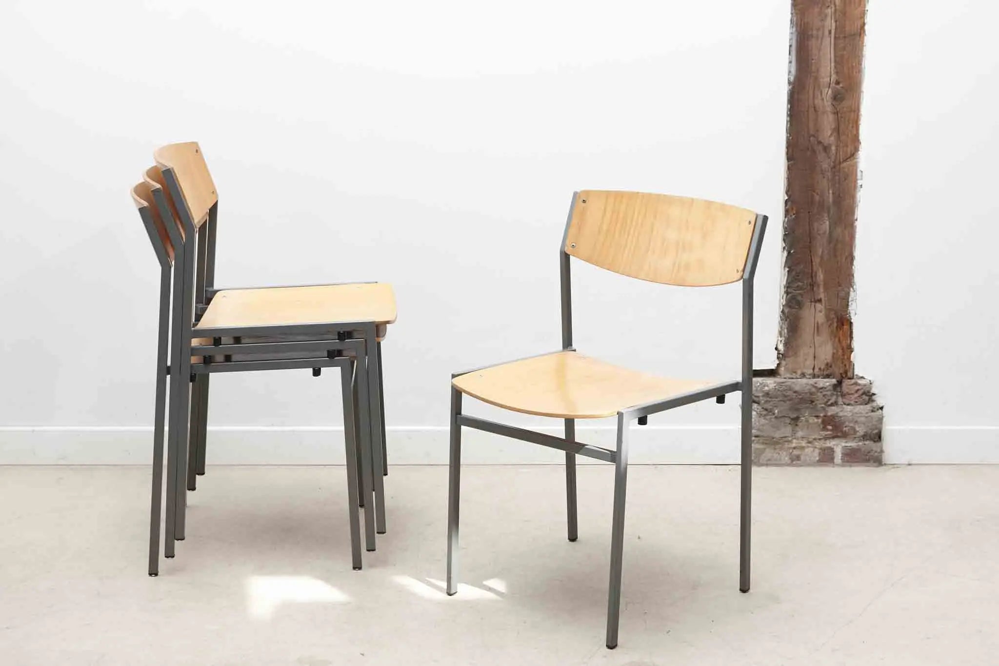 Chaise Gijs van der Sluis hêtre / gris Cartel de Belleville