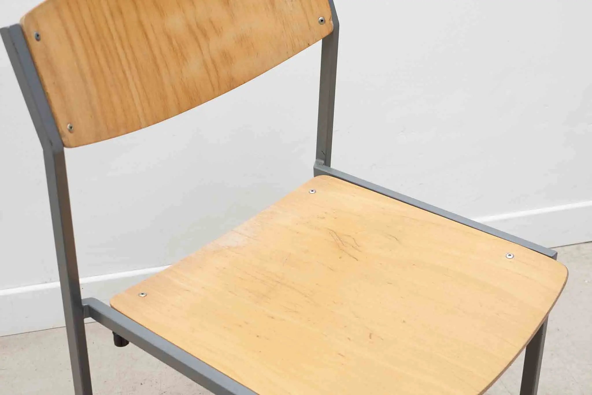 Chaise Gijs van der Sluis hêtre / gris Cartel de Belleville