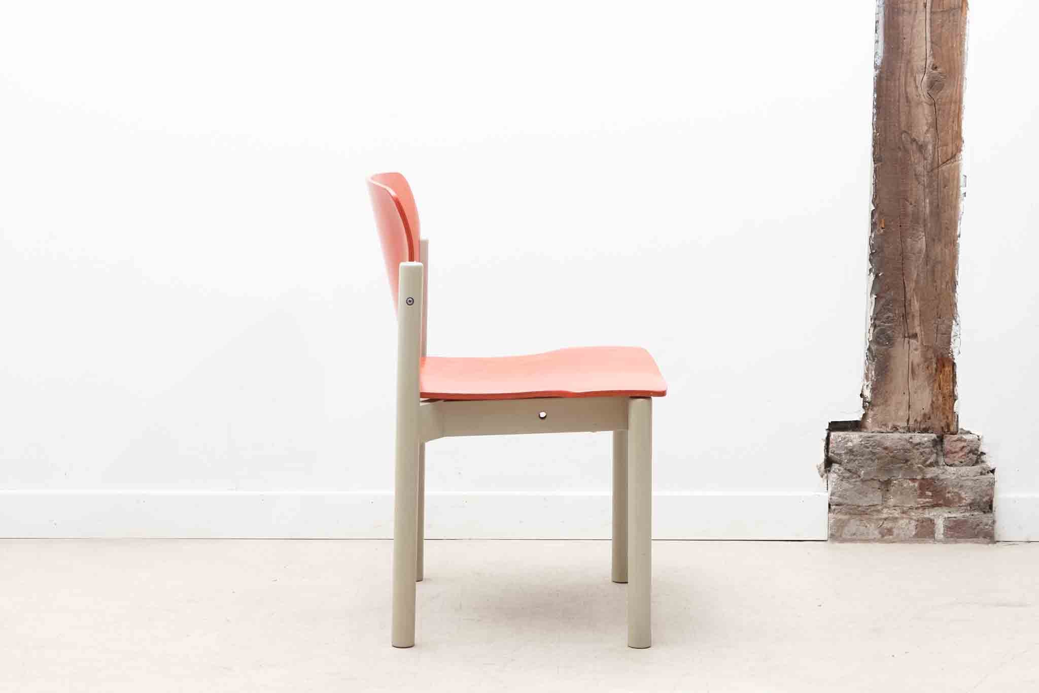 Chaise Kusch & Co modèle 5400 orange / blanc