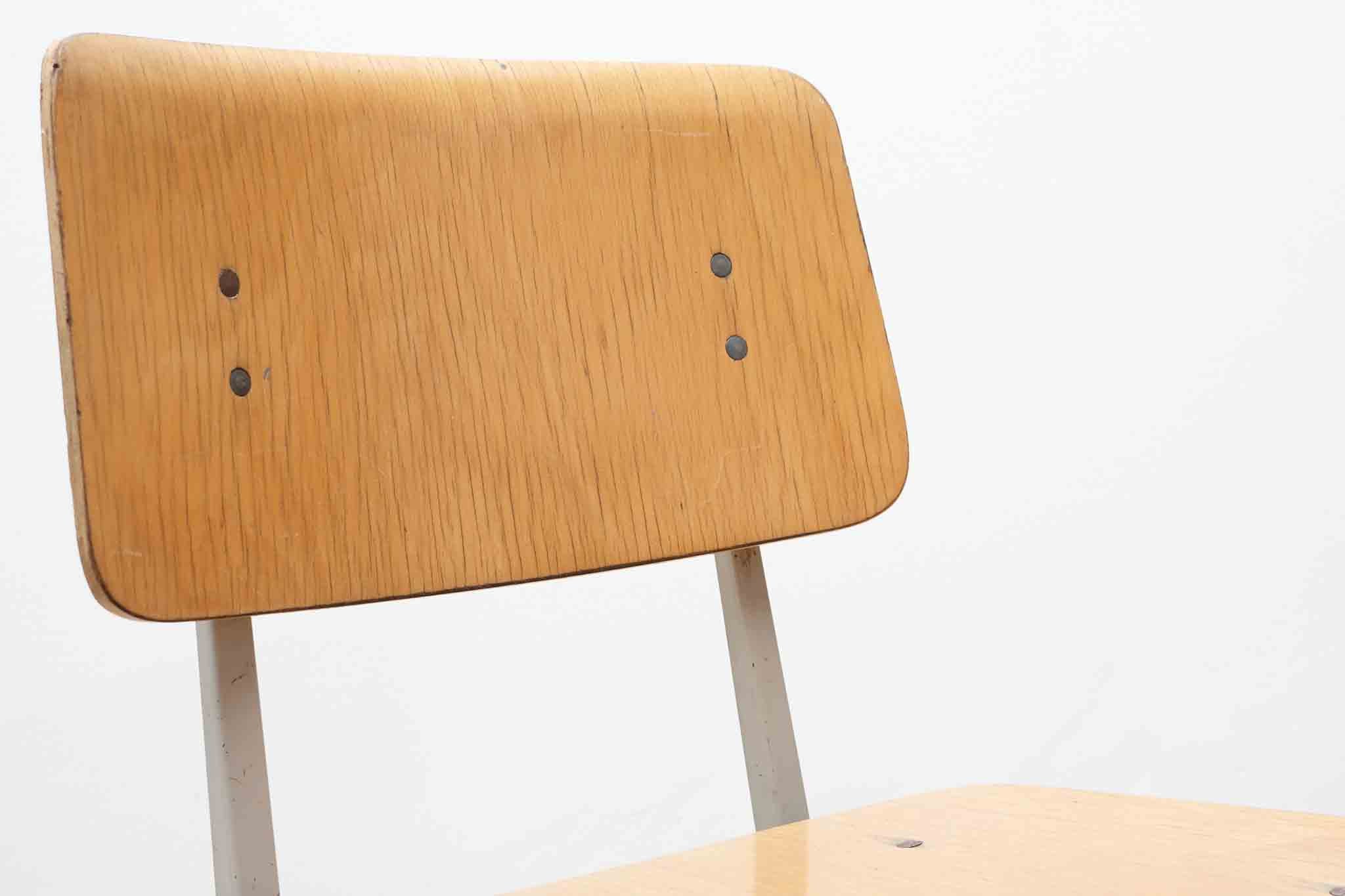 Chaise Marko S101 hêtre / gris clair