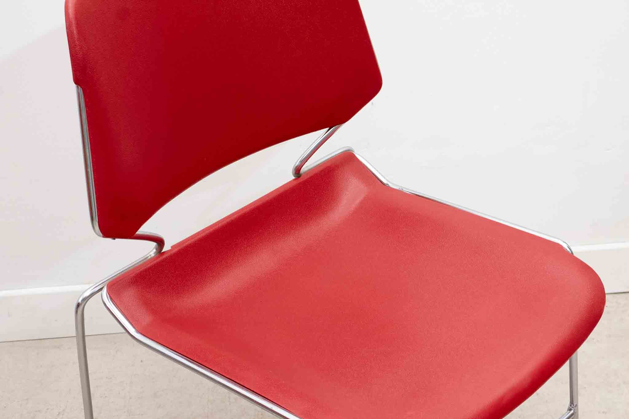 Chaise design Matrix par Thomas Tolleson Cartel de Belleville