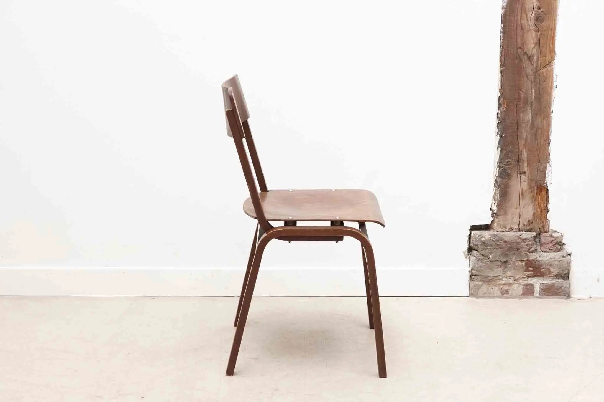 Chaise style scandinave ébène Cartel de Belleville
