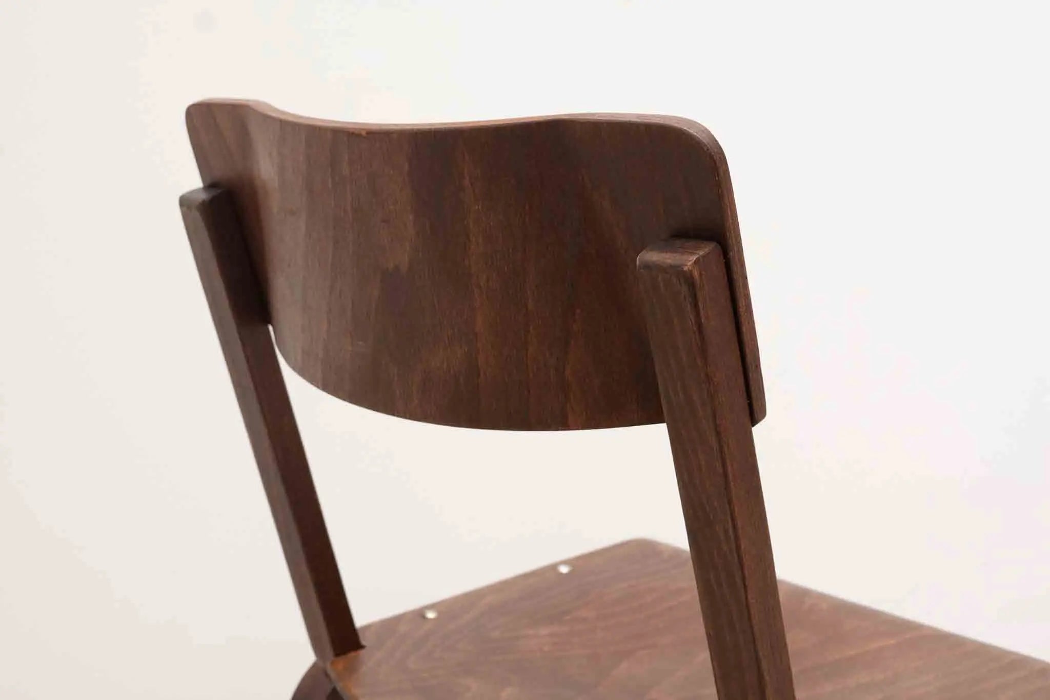 Chaise style scandinave ébène Cartel de Belleville
