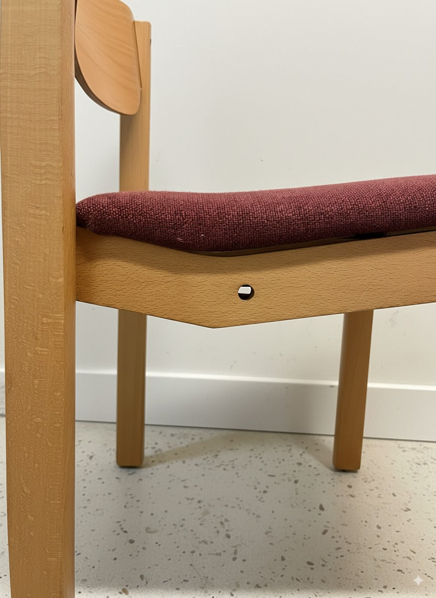 Chaise style scandinave chêne et bordeaux Cartel de Belleville