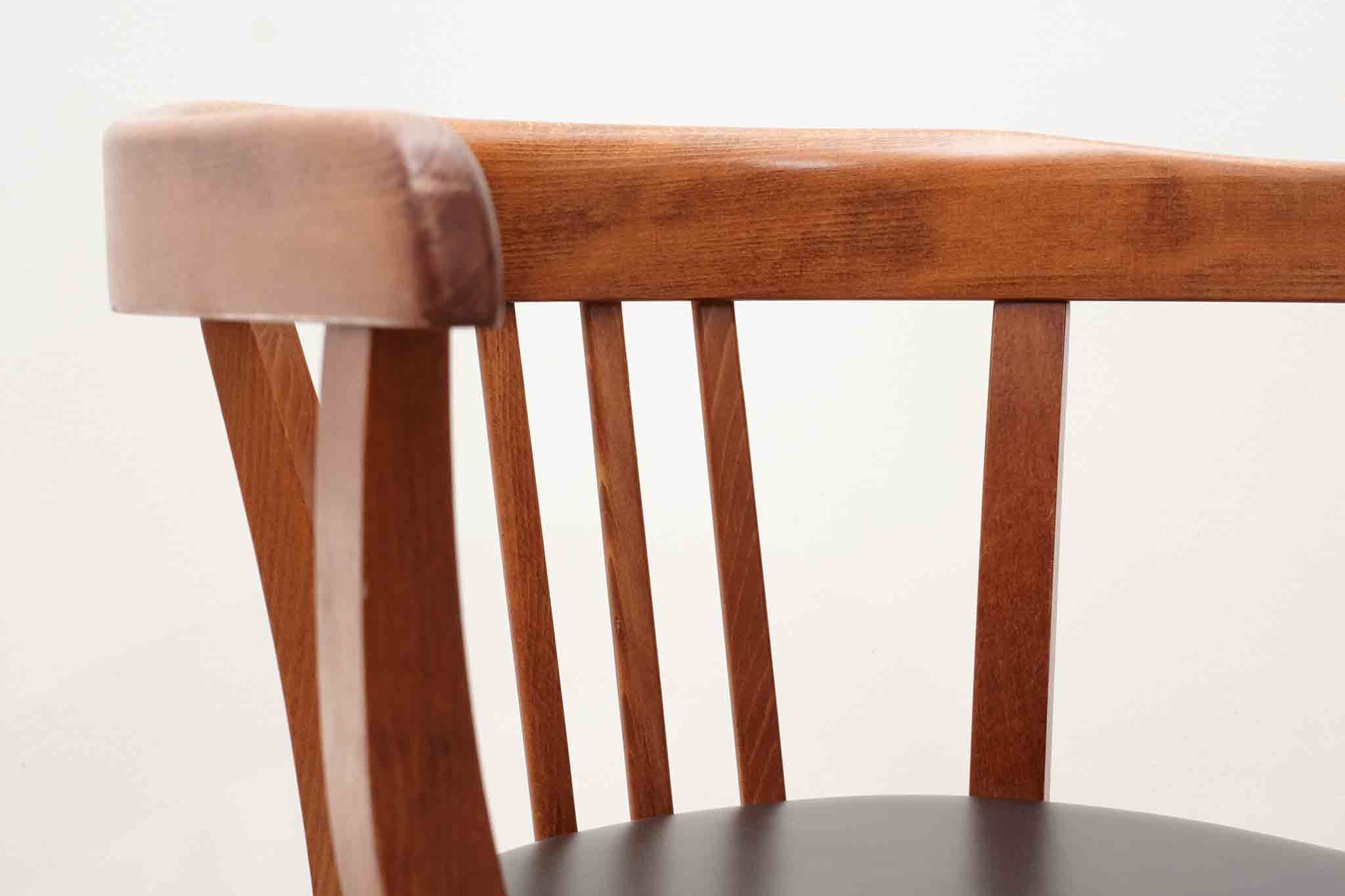 Chaise Stoelcker simili cuir noir et chêne