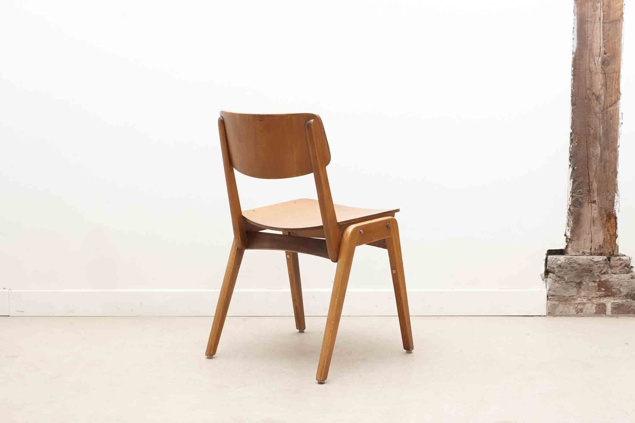 Chaise bistrot style scandinave chêne Cartel de Belleville
