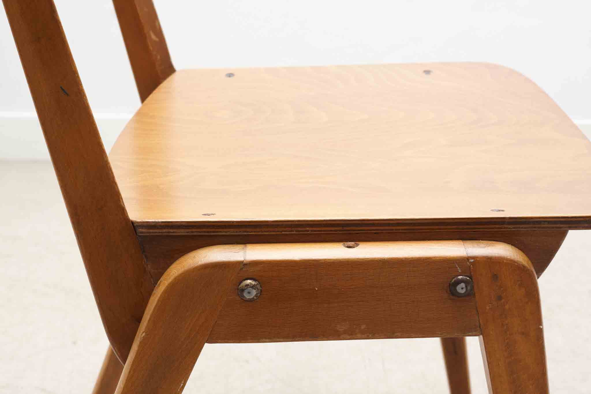 Chaise bistrot style scandinave chêne Cartel de Belleville