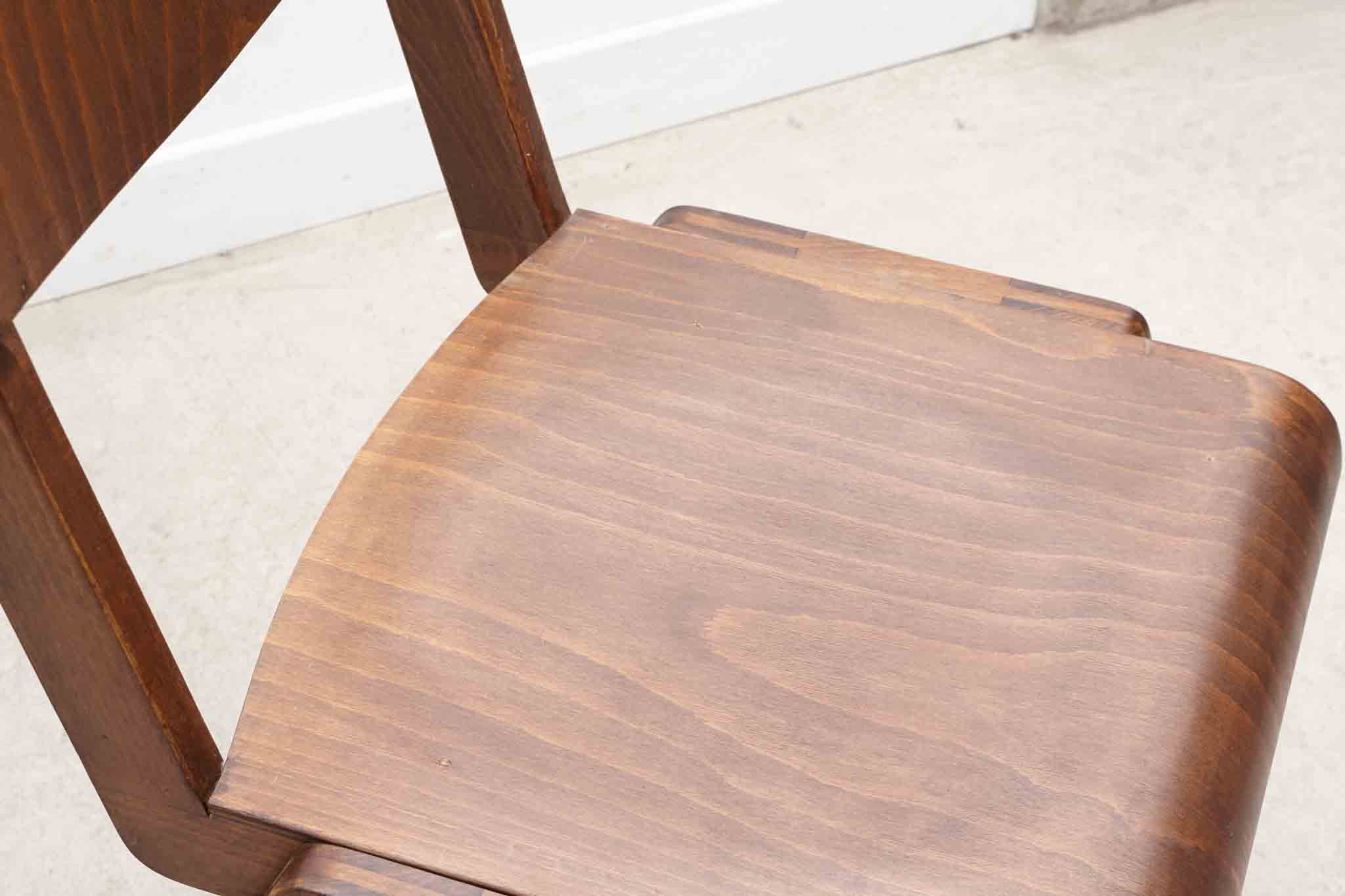 Chaise bistrot style scandinave chêne foncé Cartel de Belleville