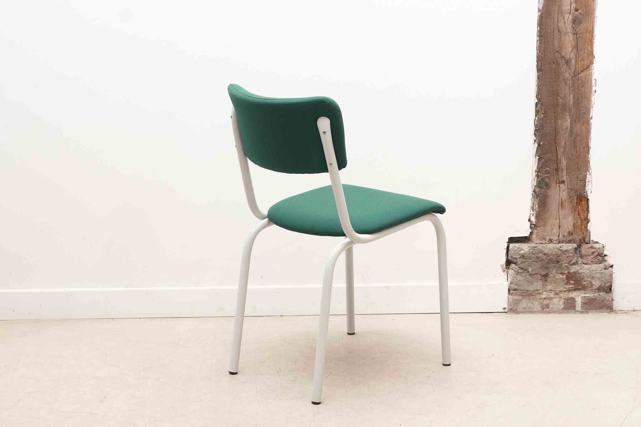 Chaise Tubax tapissée vert et blanc