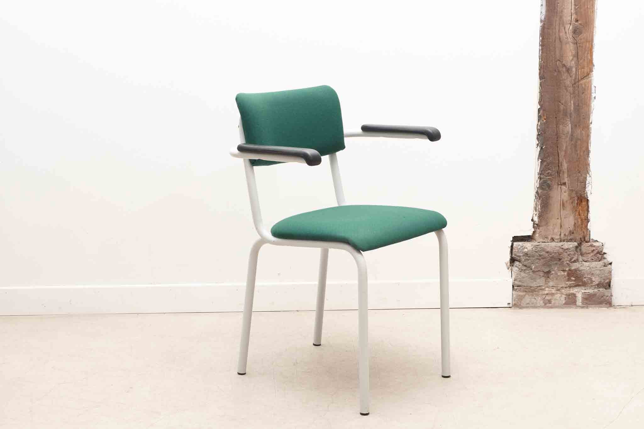 Chaise Tubax tapissée vert et blanc