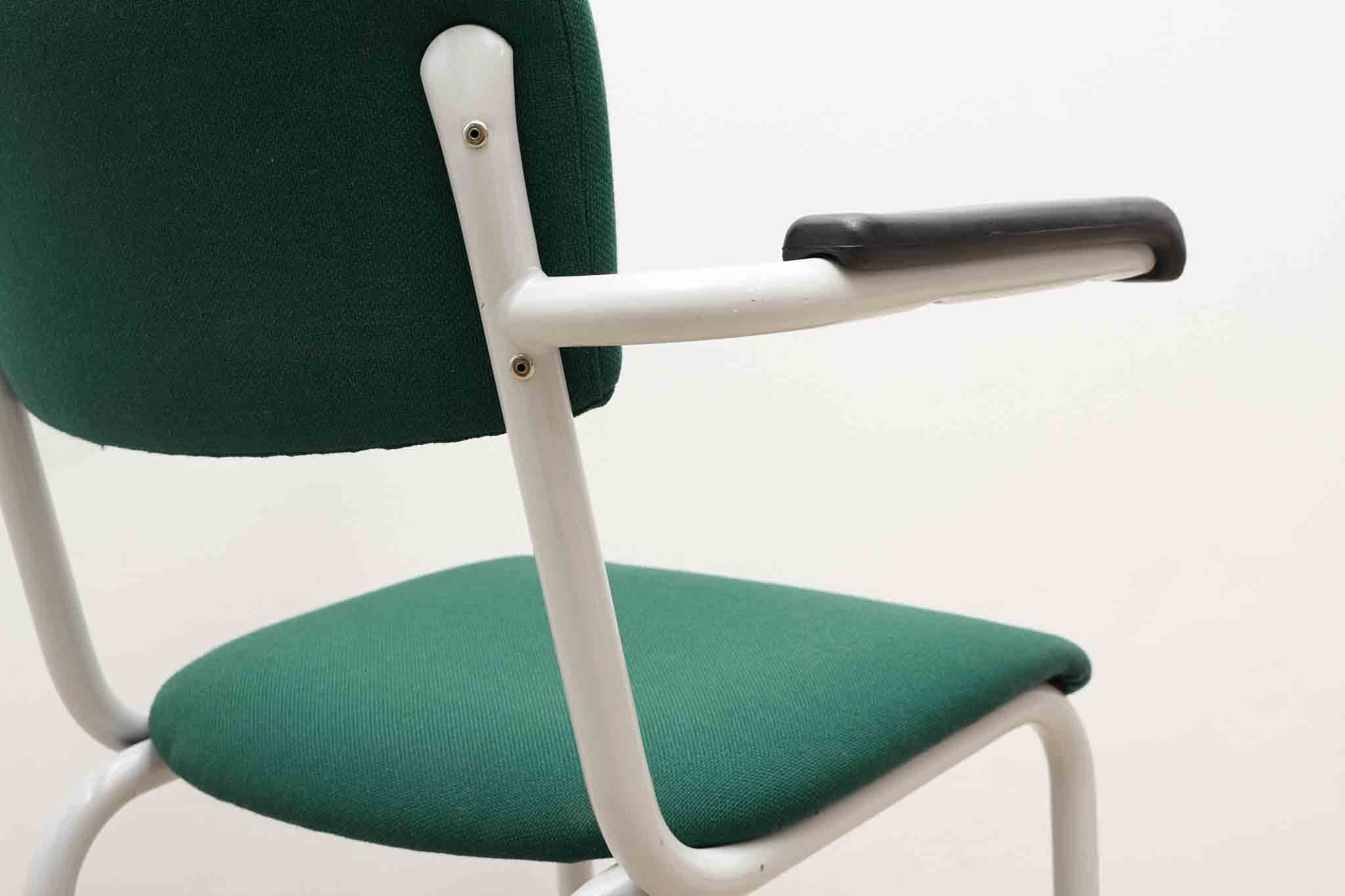 Chaise Tubax tapissée vert et blanc