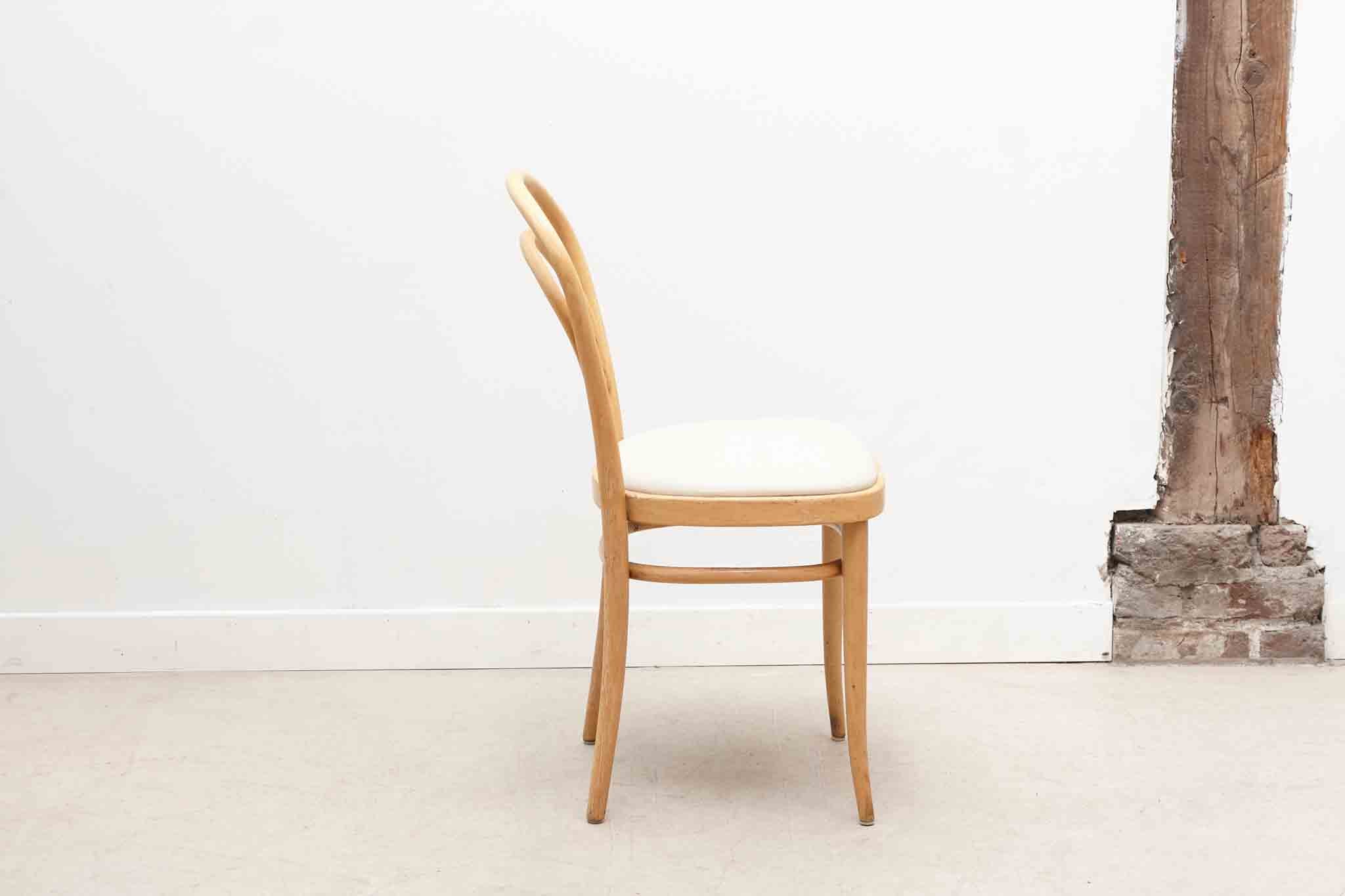 Chaise Thonet 214 tapissée Cartel de Belleville