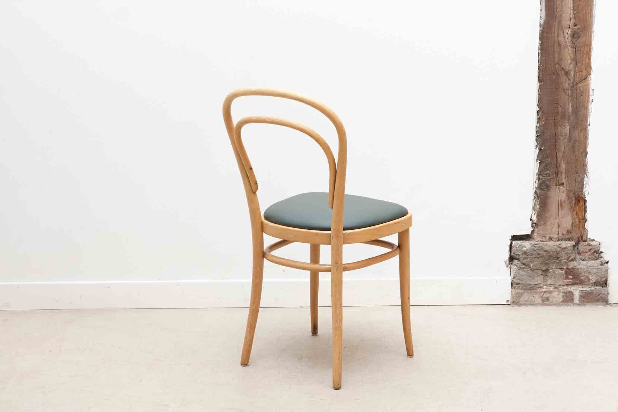 Chaise Thonet 214 tapissée Cartel de Belleville