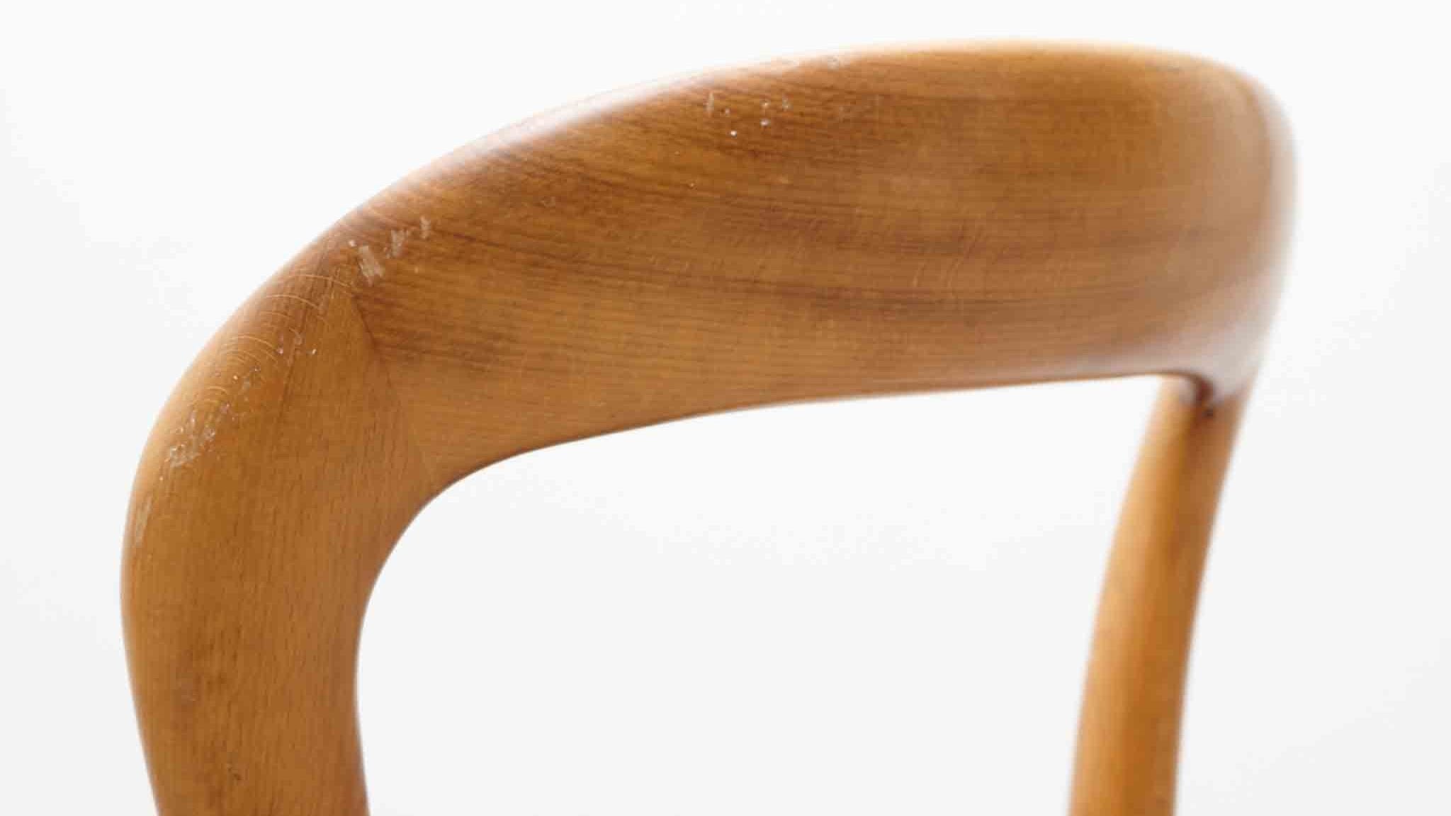Chaise bistrot style art nouveau vert Cartel de Belleville