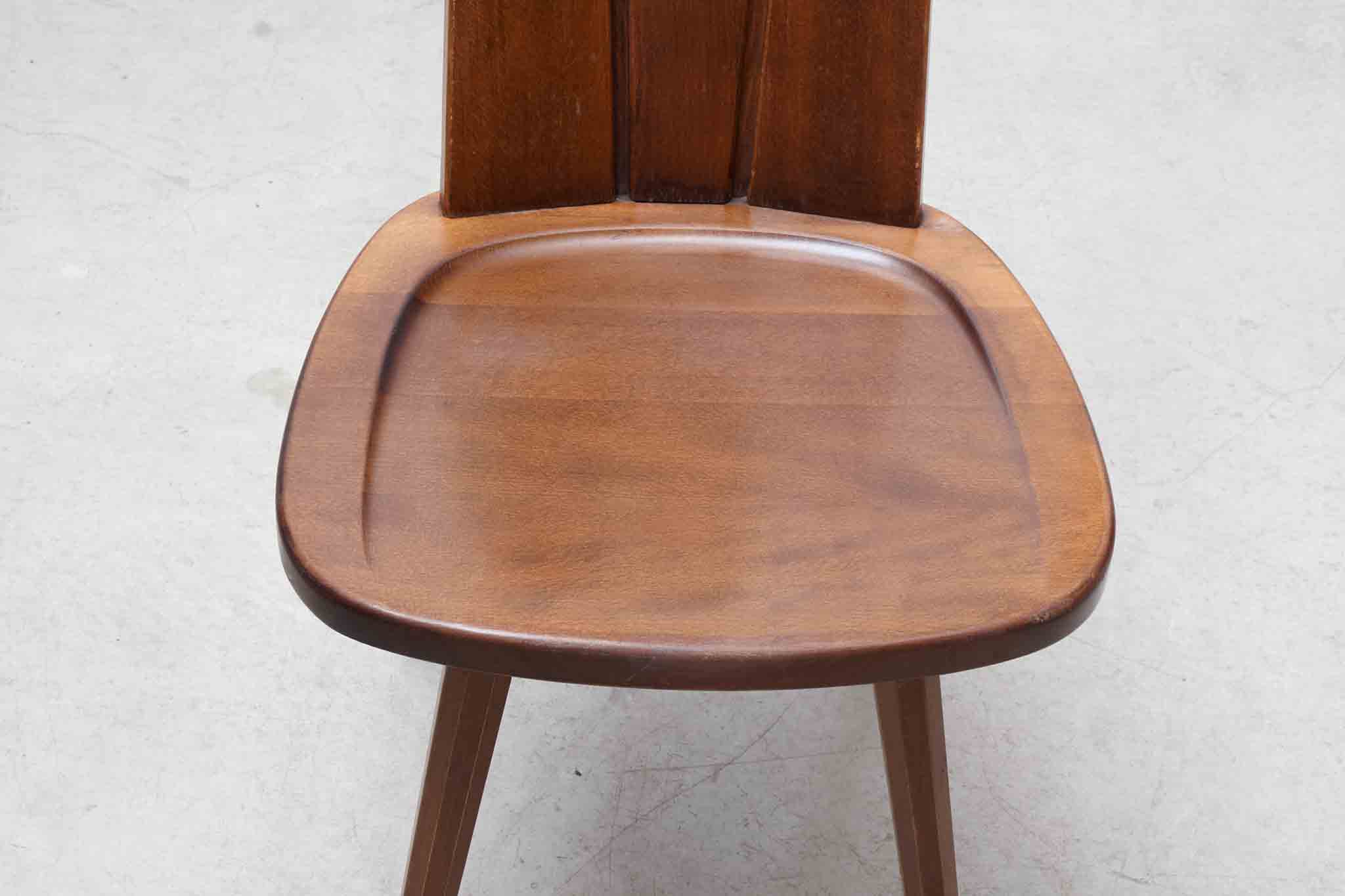 Chaise brutaliste bois massif