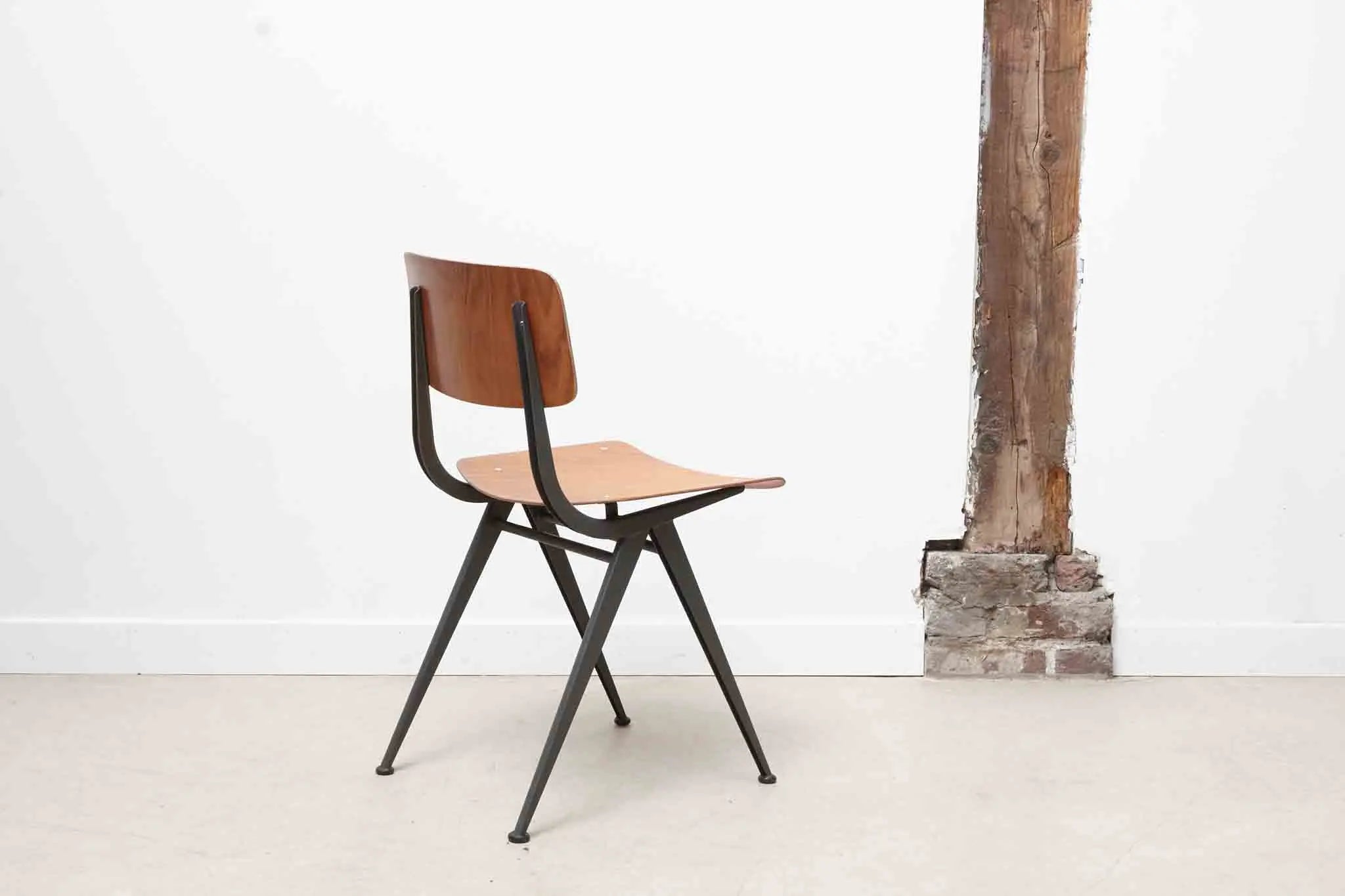 Chaise vintage années 60 style Friso Kramer Cartel de Belleville