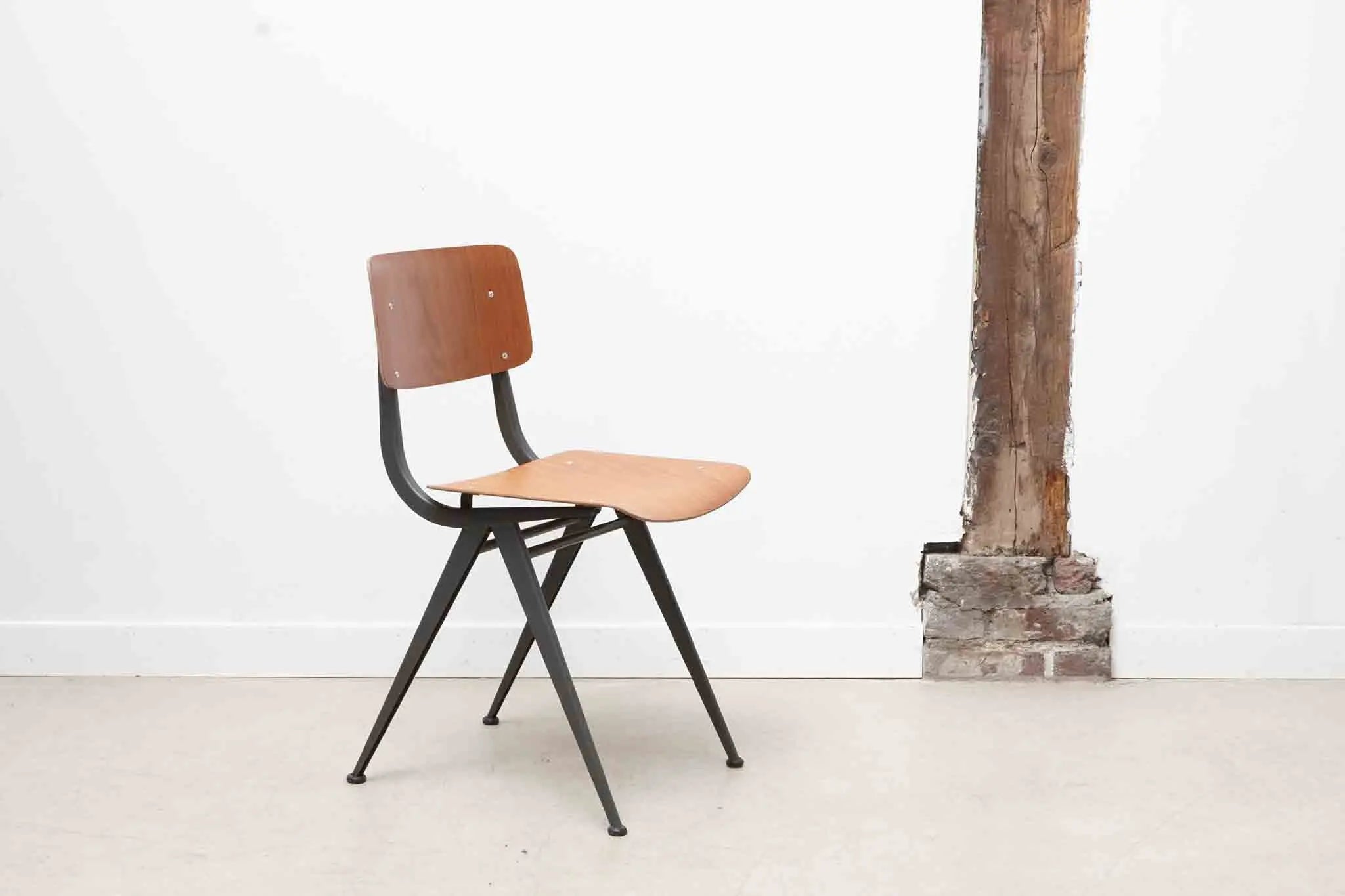 Chaise vintage années 60 style Friso Kramer Cartel de Belleville