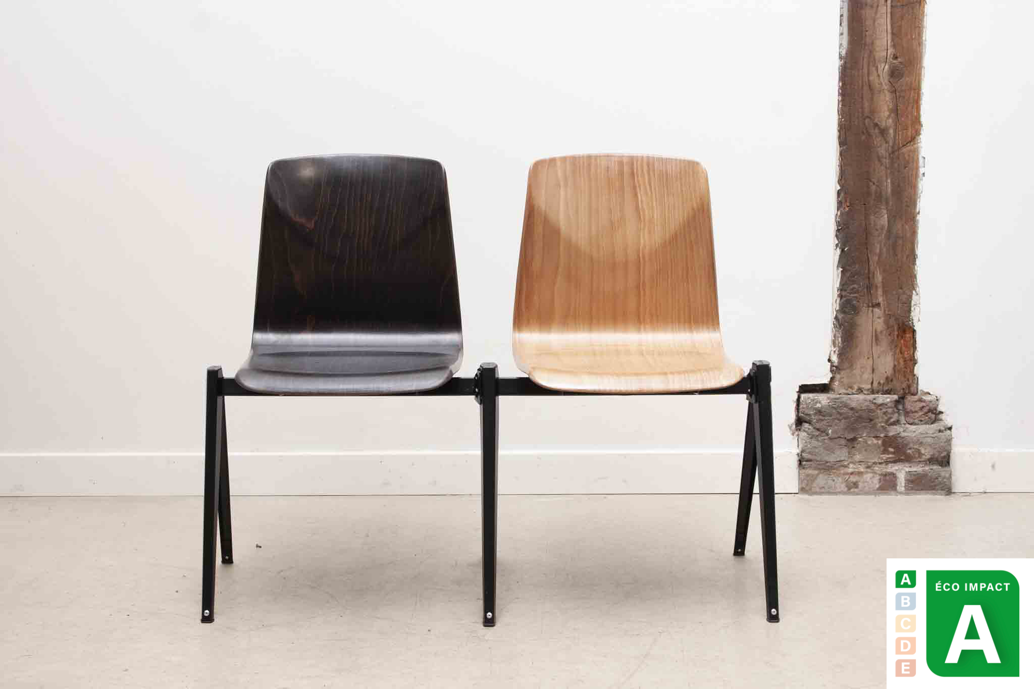 Chaise Galvanitas S22 ébène et noir Cartel de Belleville