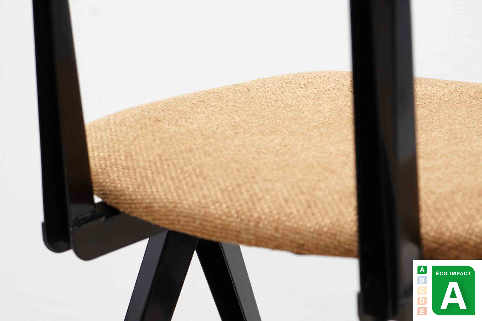 Chaise Galvanitas S16 réédition dossier ébène et assise rembourrée bronze